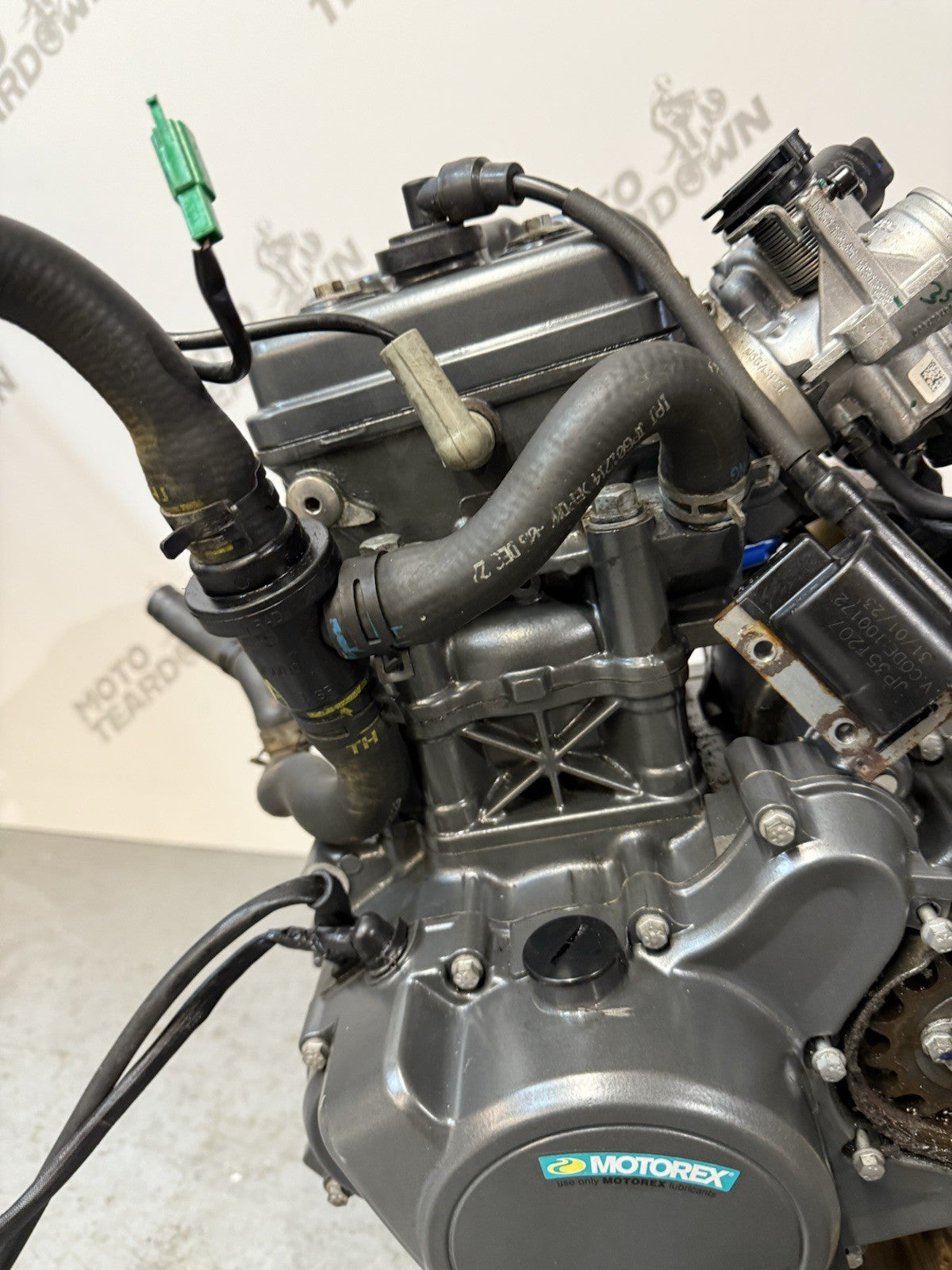 7ffc6452-b27d-4a8d-a9a6-bc7b20e14a35