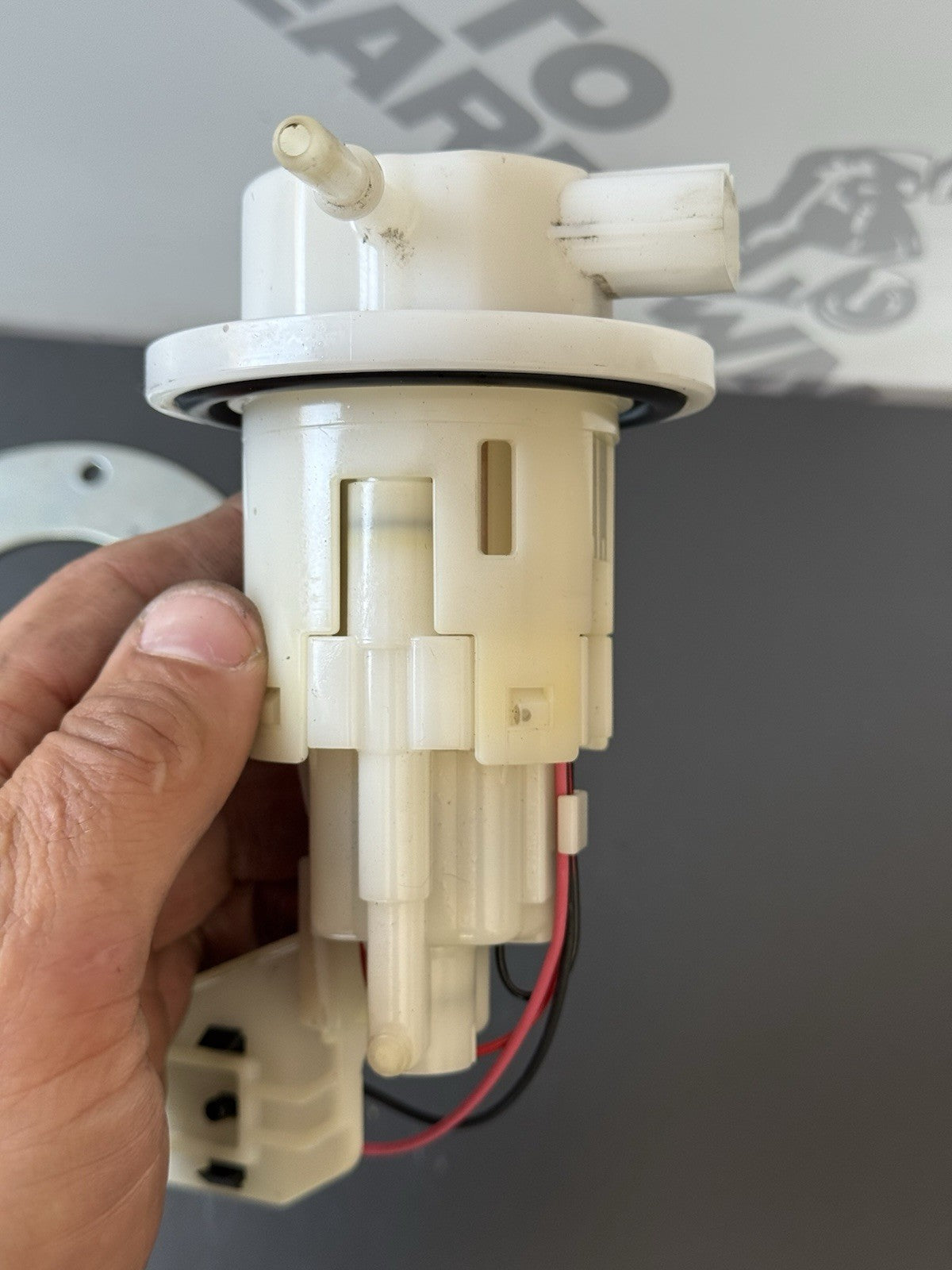Suzuki GSXS 125 petrol Pump fuel pump 2017 - 2022 Suzuki GSXS 125 Petrol Pump