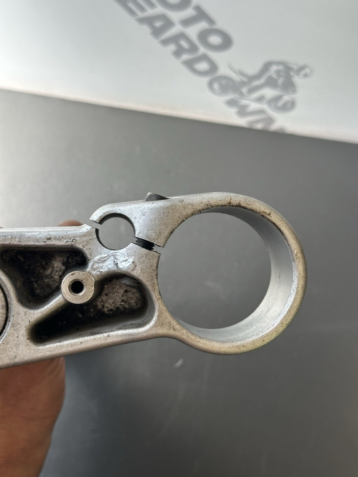 TRIUMPH STREET TRIPLE 675R Lower Yoke Bottom Clamp Lower Fork Clamp - T2044131