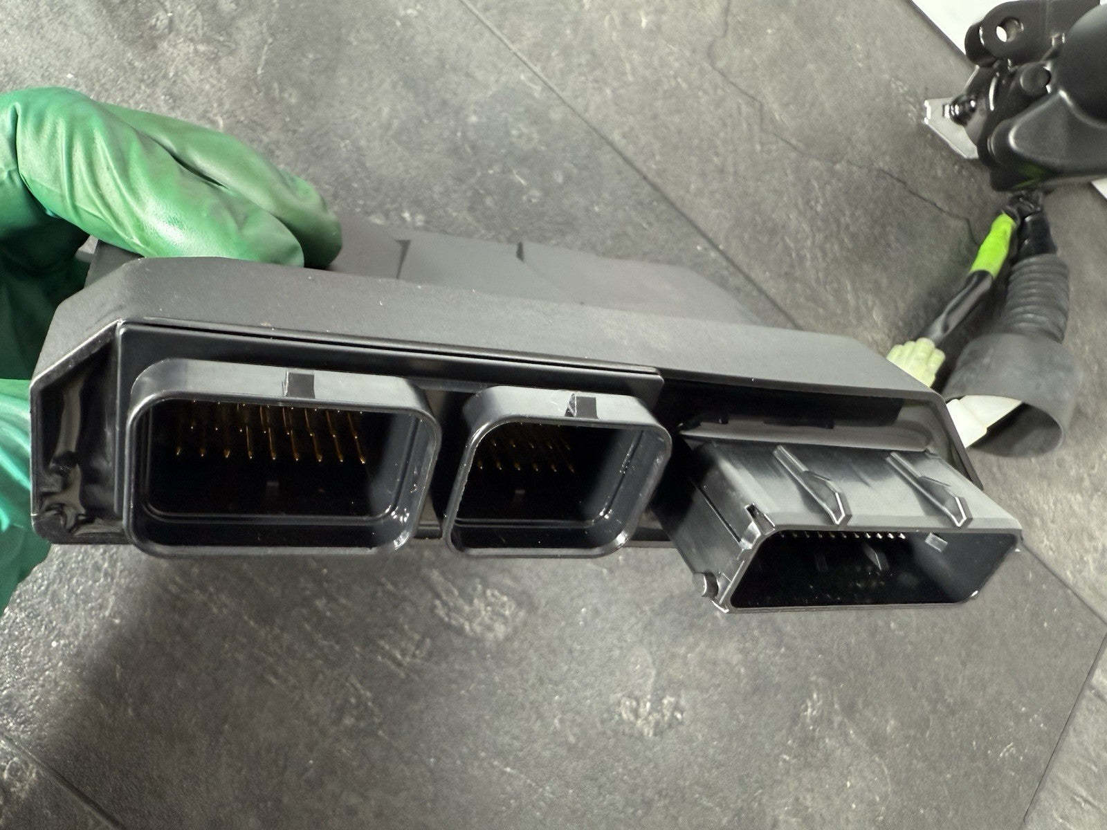 b8fd7e1f-0de7-46e4-9ff6-59bf48ef05e2