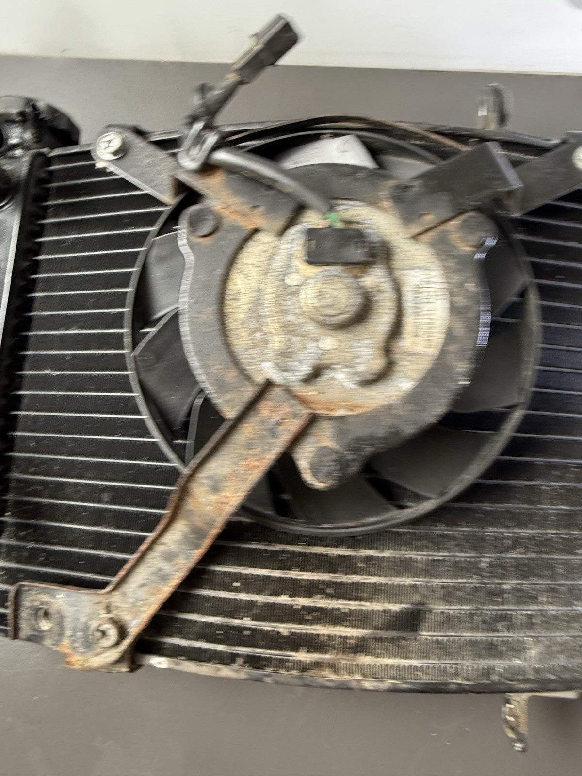 Triumph Street Triple 675R Radiator & Fan Rad 2008-2011 675R Radiator 2010 OEM