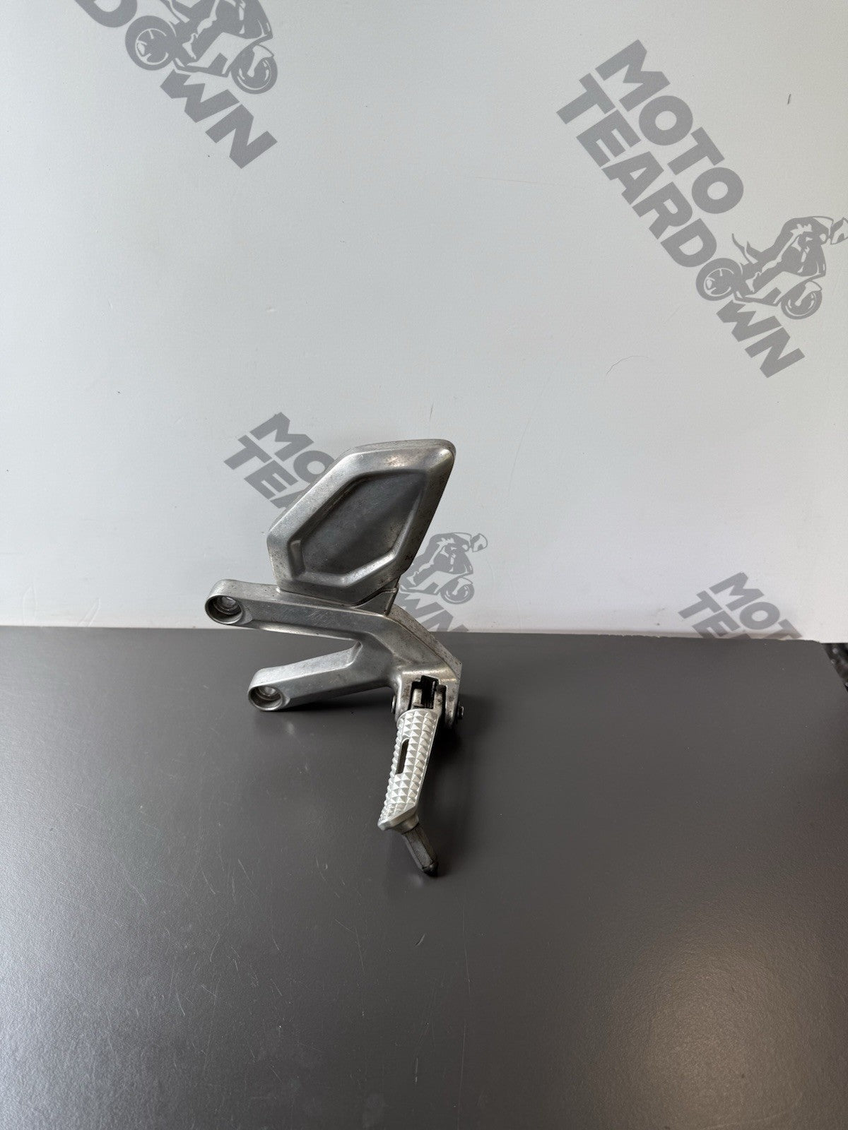 Triumph Trident 660 left riders footrest Left Footrest 2021-2024 T2086601 OEM