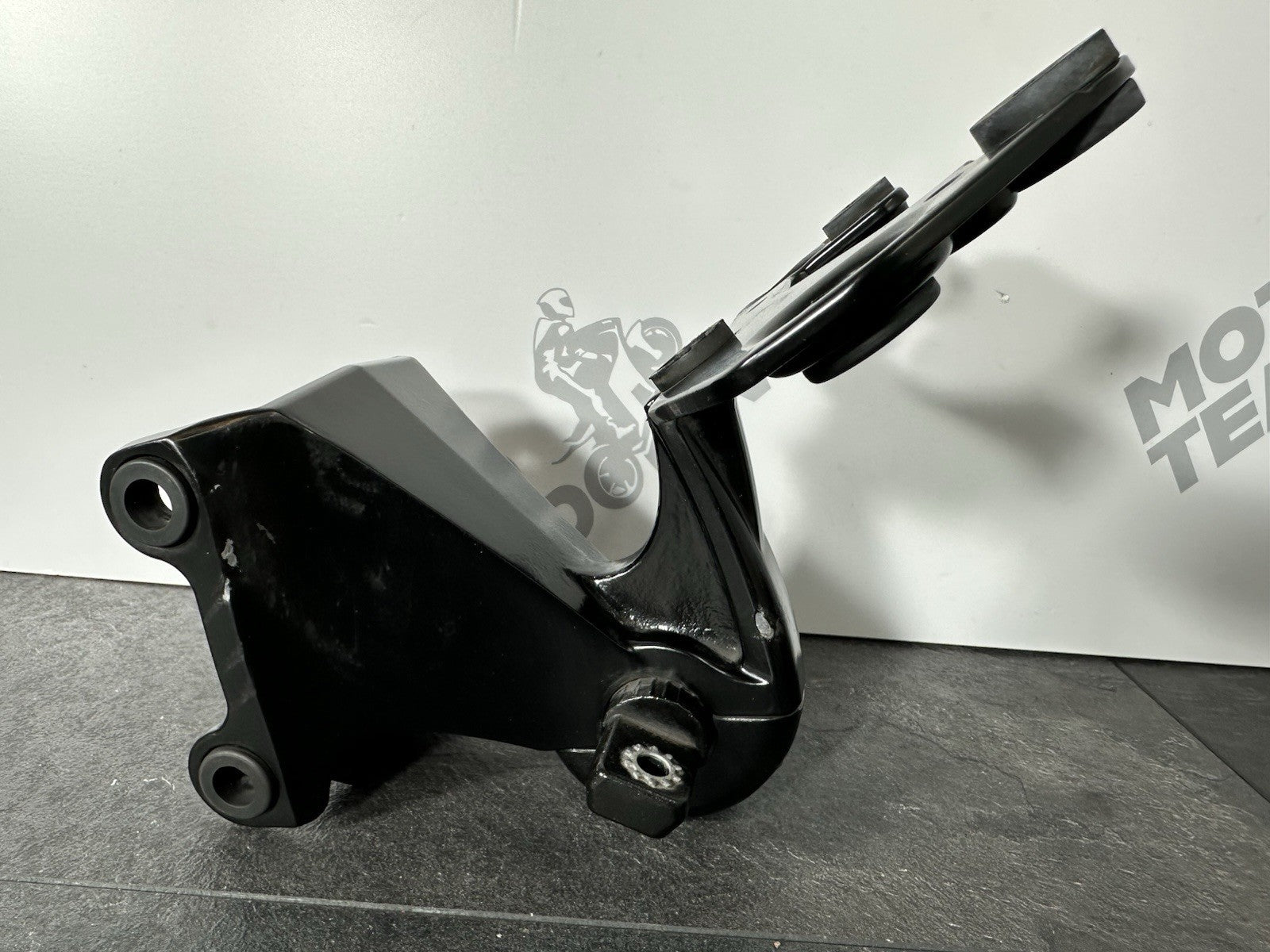 Triumph Street Triple 675 R 2015 Clock Stay Top Bracket 16470m 2013-2016 OEM