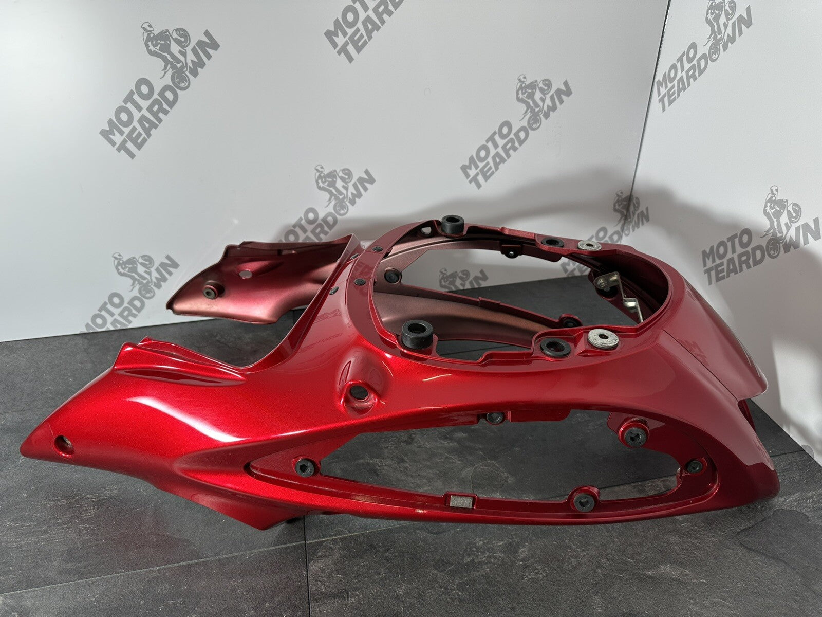 Suzuki GSXR 1300 2016 HAYABUSA Rear Tail Fairing Seat Surround 18408 Miles OEM