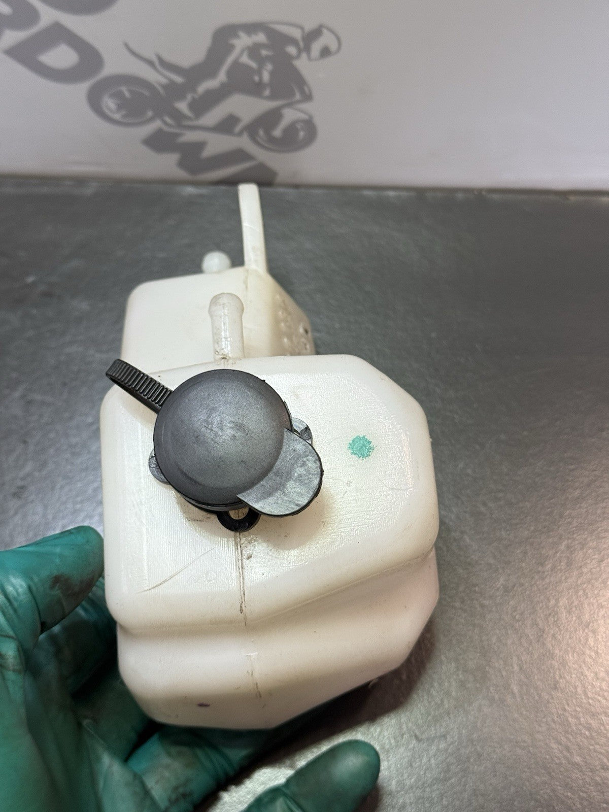 85ccba88-5ba4-43e3-8750-88592cbc4cb3