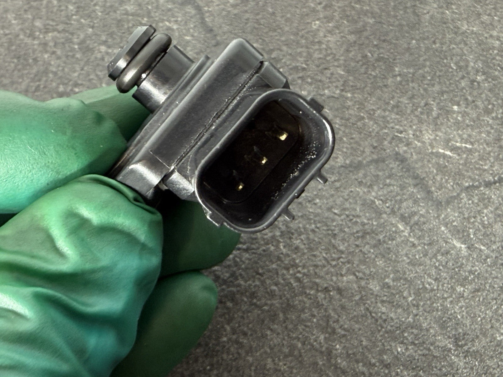 6d3e6440-c5bd-4c77-814a-53cf95892397