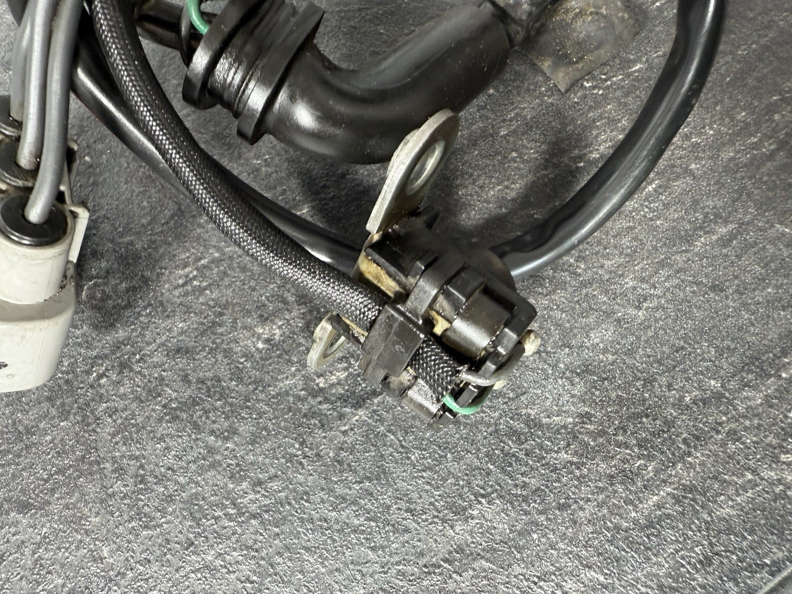 Triumph Street Triple 765 R 2017 Stator Magneto 18498 Miles 2018-2021 765 RS OEM