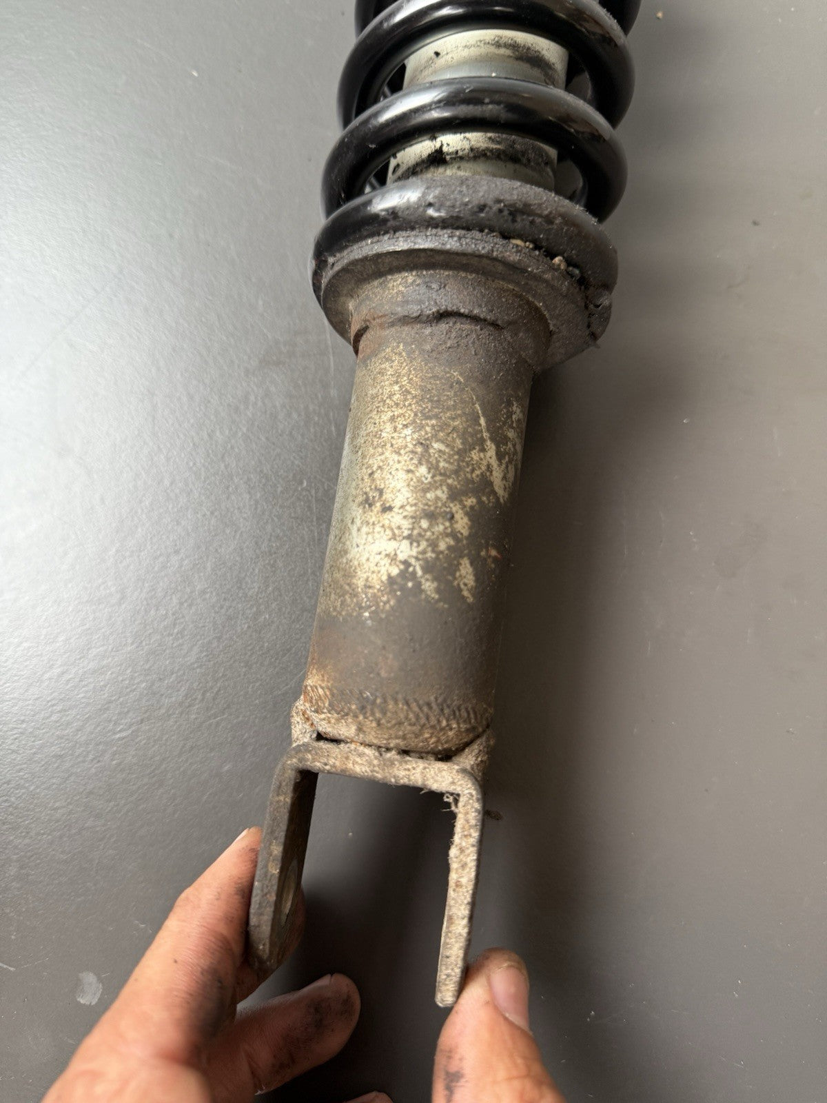 Suzuki GSXS 125 Rear Shock Absorber 2017-2021 SUZUKI GSXS 125 REAR SHOCK OEM