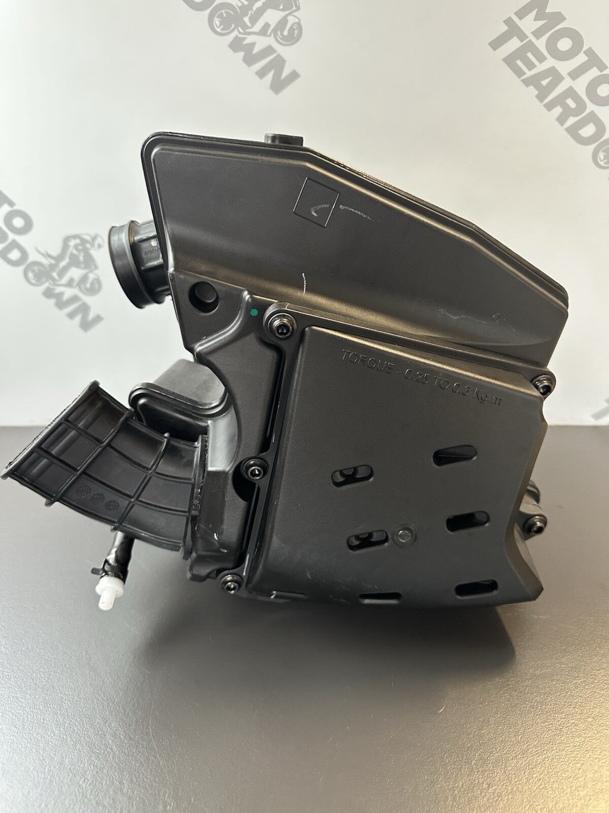 KTM 125 DUKE Air Box KTM 125 Duke Airbox Air Cleaner/Box 2024 96006000033 OEM