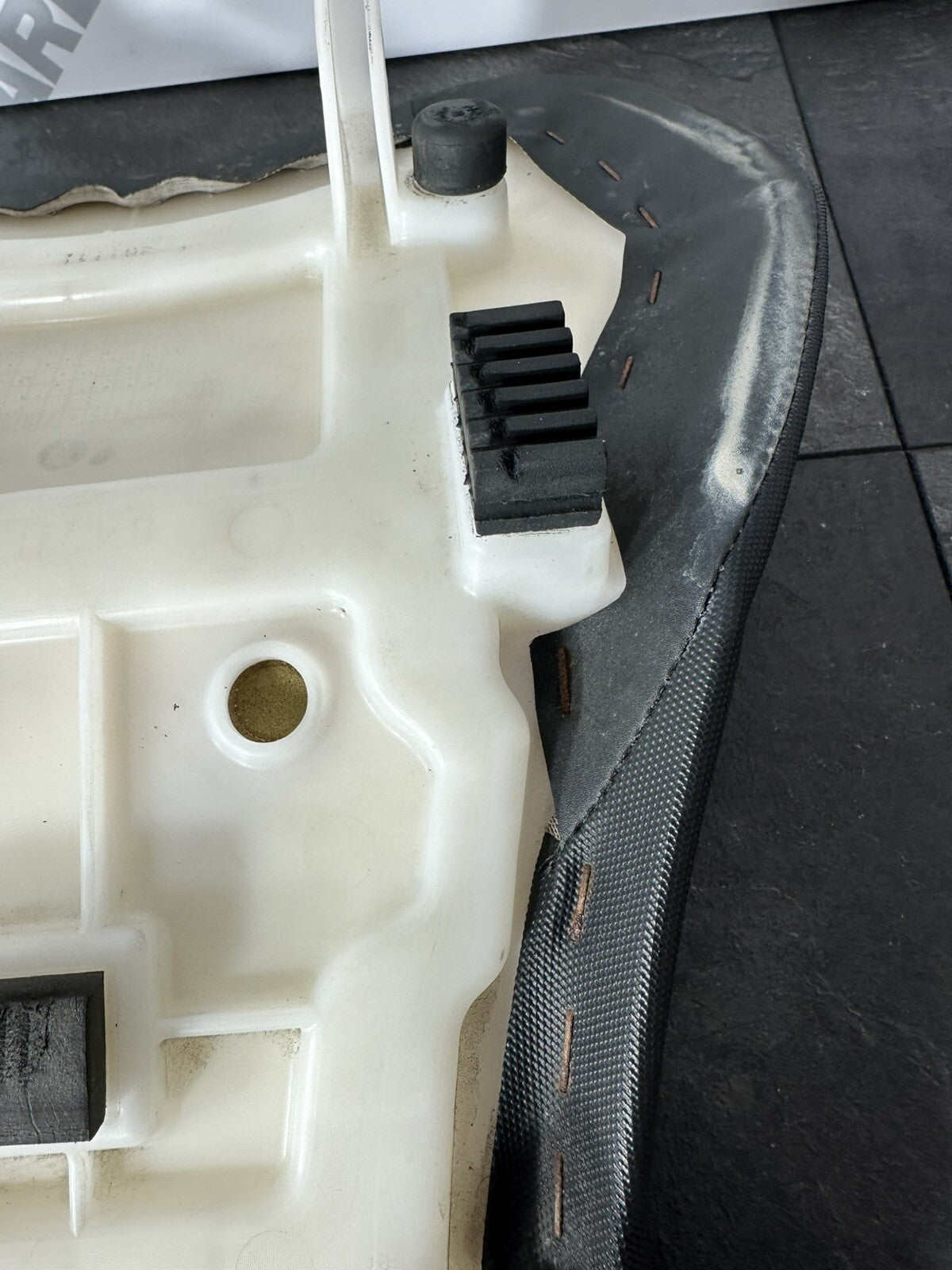 Suzuki GSXR 1000 2014 Riders Seat Front Seat Saddle 22774 Miles 2009-2016 OEM