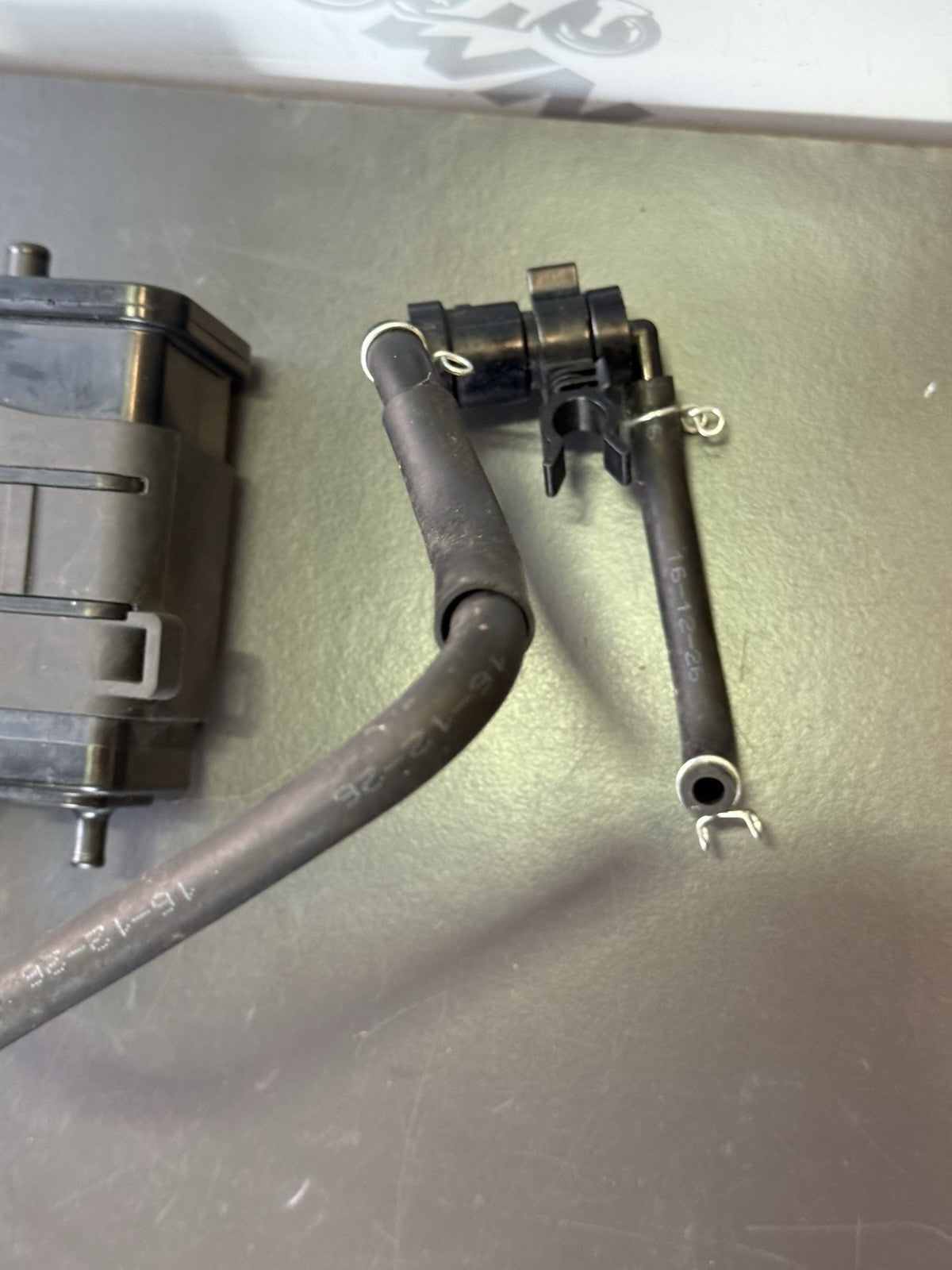 d107ce41-01ec-4f56-99e9-8950504dc2fc