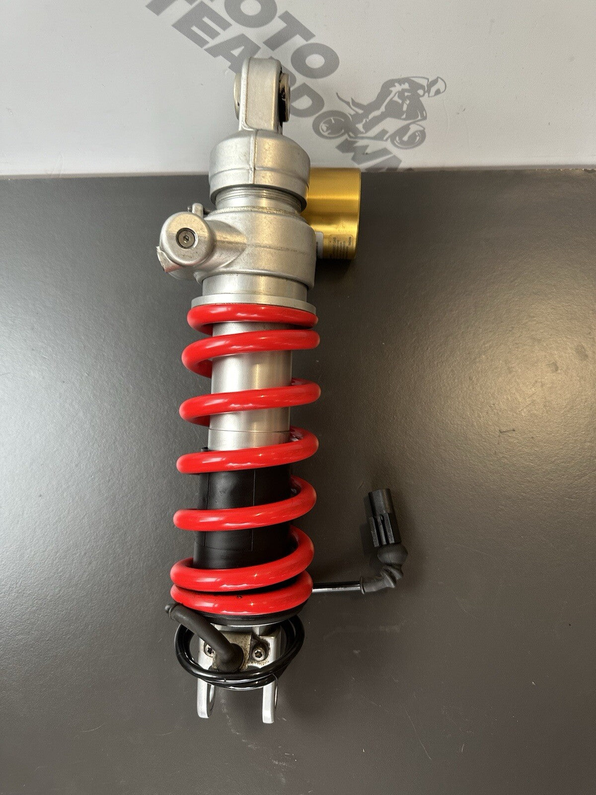 BMW S1000R rear shock absorber 8545860 BMW S1000R Rear Shock 2014-2020 UK ONLY