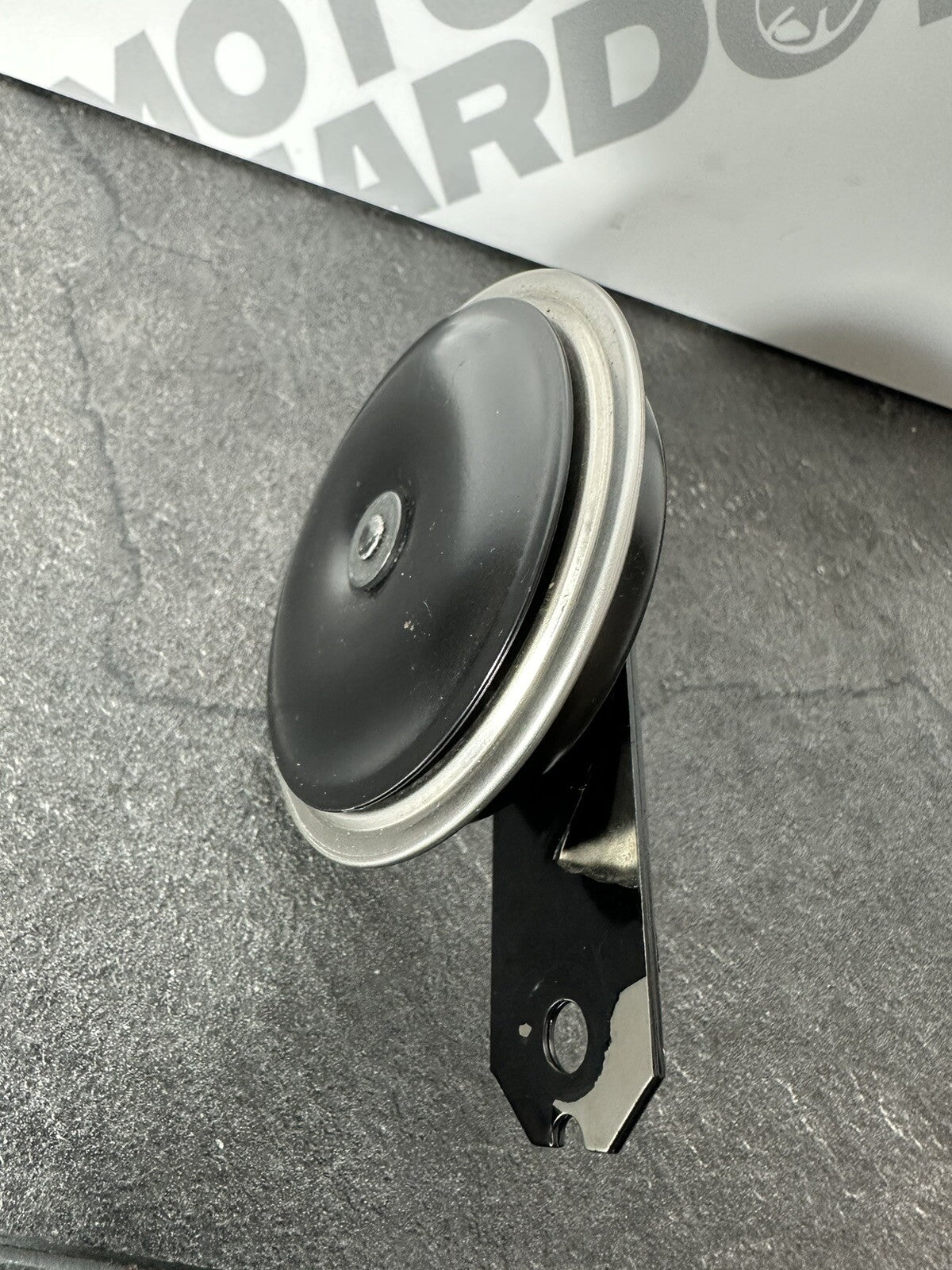 Yamaha R7 690 2024 Horn Electric Horn 1784 Miles 2022 2023 OEM