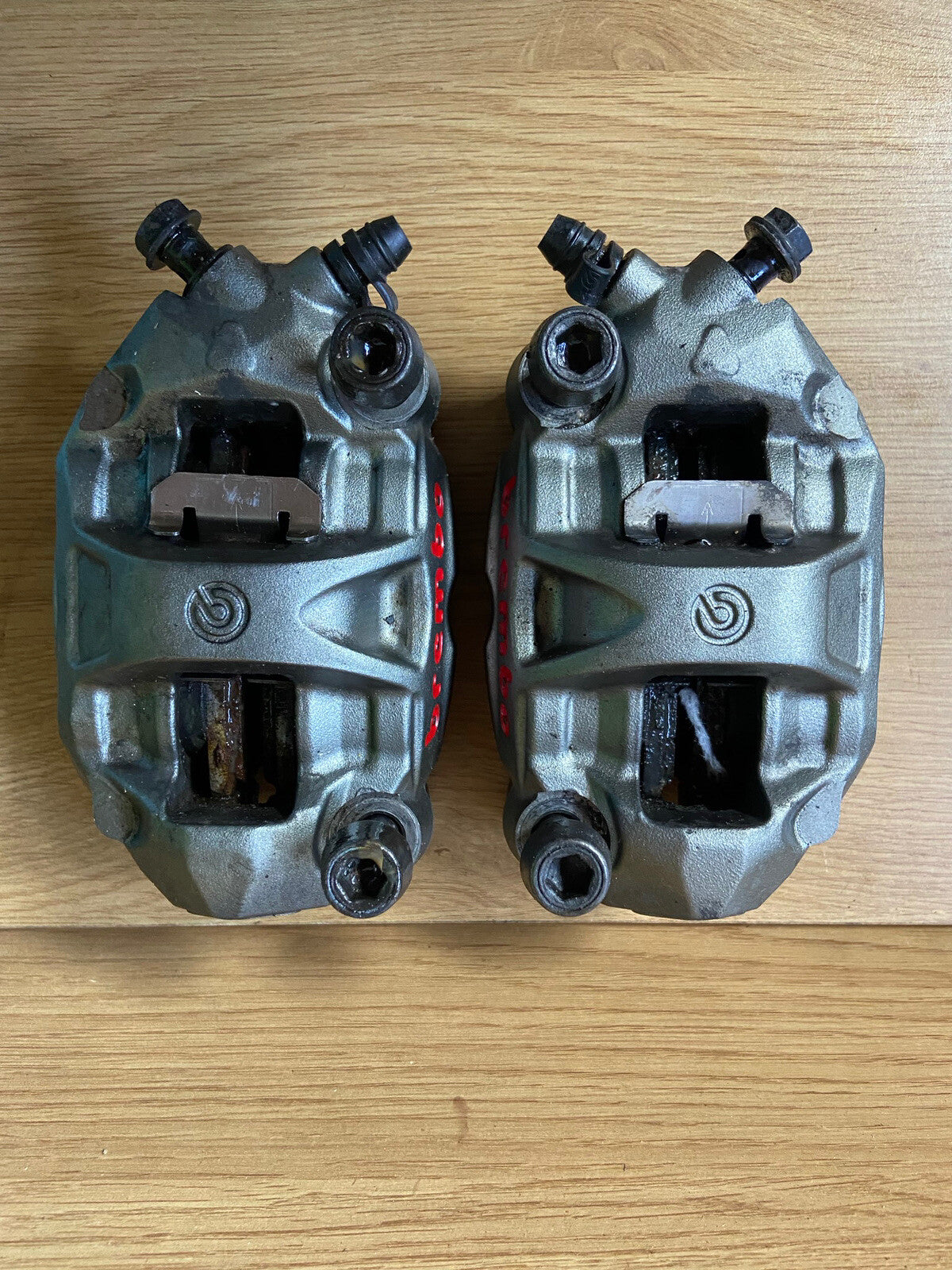 Triumph Street Triple 765 RS BREMBO FRONT BRAKE CALIPERS Brembo Monobloc M50 OEM