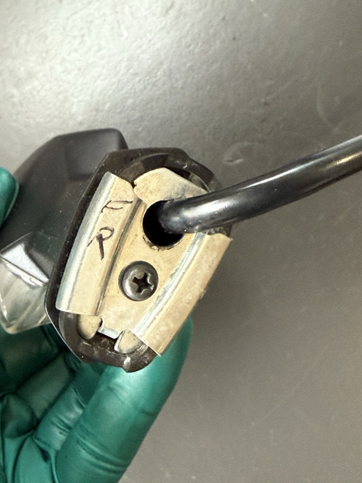 32fa472d-e2cf-4851-a4a0-13a240028359