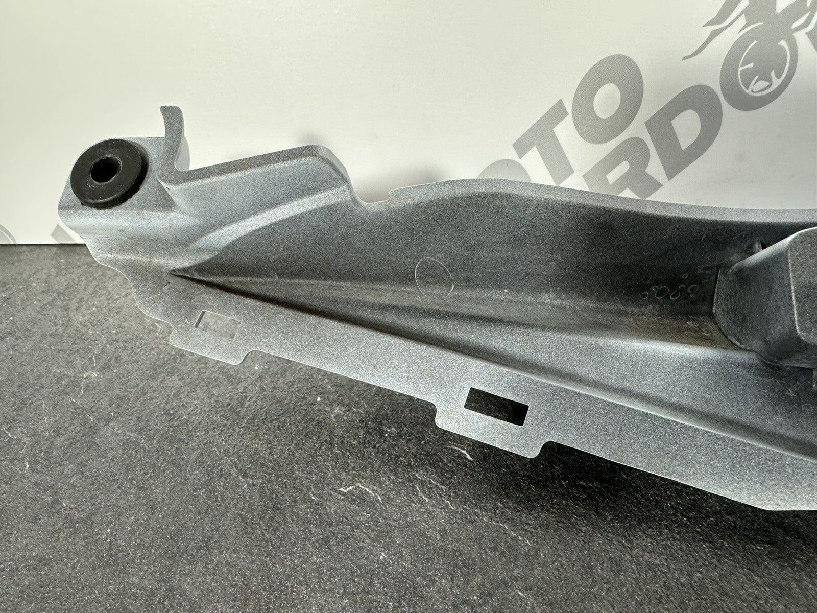 Suzuki GSXR 1000 2014 Right Seat Side Fairing Cowling 22774 Miles 2009-2016 OEM
