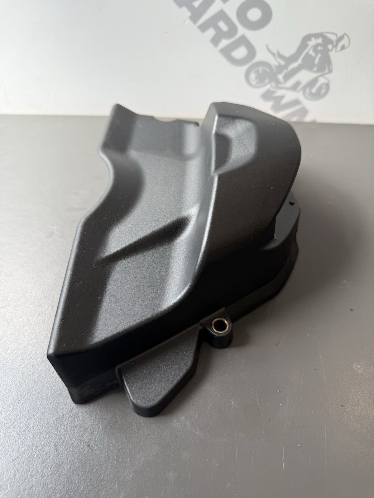 TRIUMPH TRIDENT 660 SPROCKET COVER YEAR 2021-2024 Trident 660 Sprocket Cover