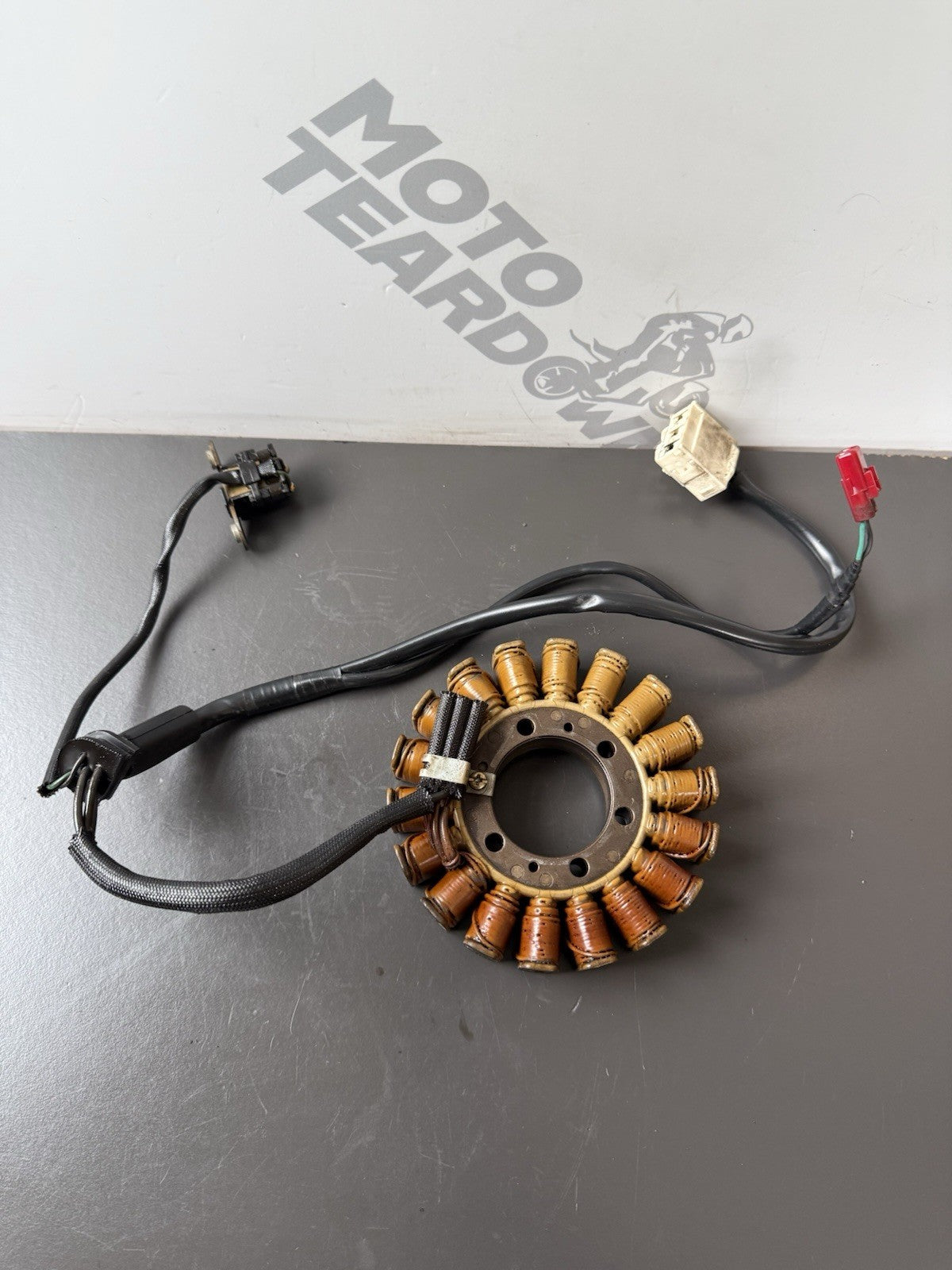 TRIUMPH STREET TRIPLE 675R GENERATOR / STATOR ALTERNATOR 2013-2016 OEM