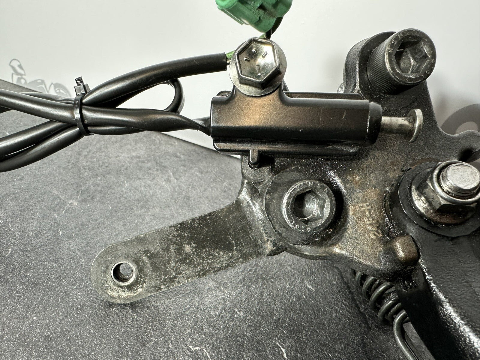 Suzuki GSXR 1300 2016 HAYABUSA Stand Side Stand & Switch 18408 Miles OEM