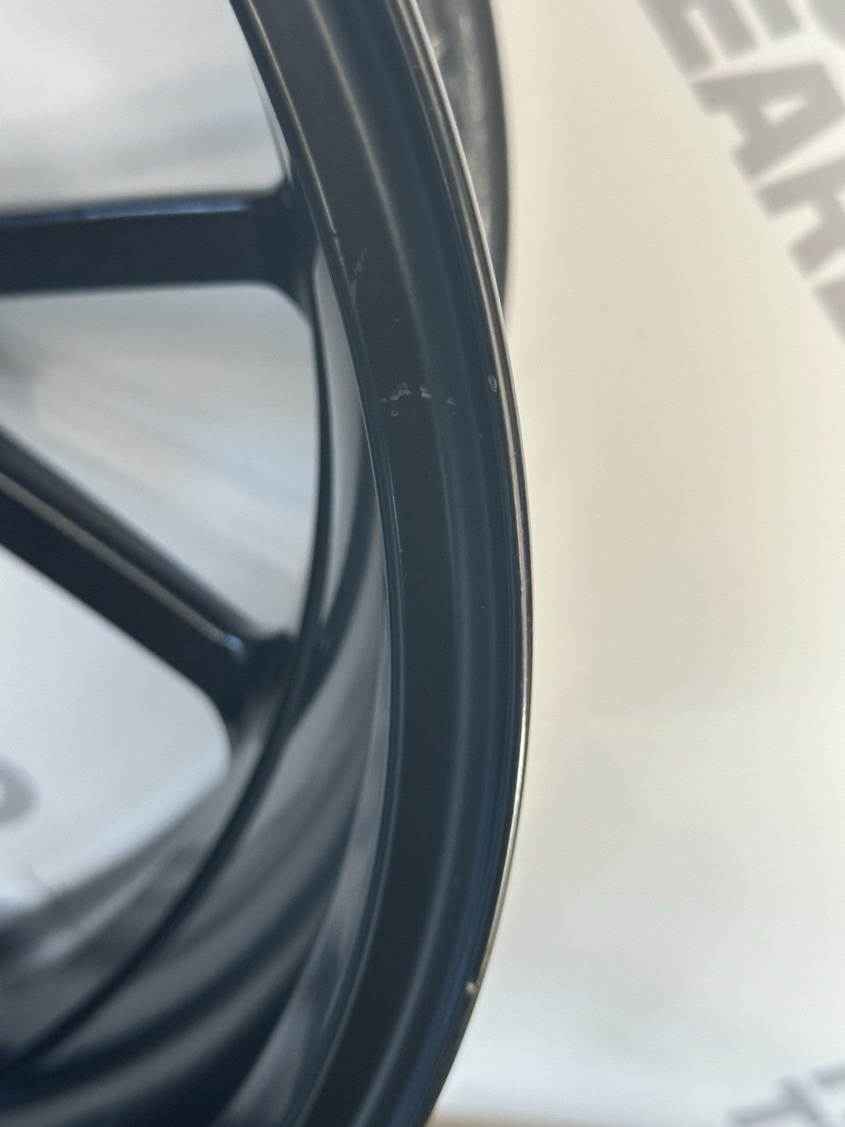 TRIUMPH SPEED TRIPLE 1050 REAR WHEEL Rear Rim 2011-2015 1050 Rear Wheel OEM