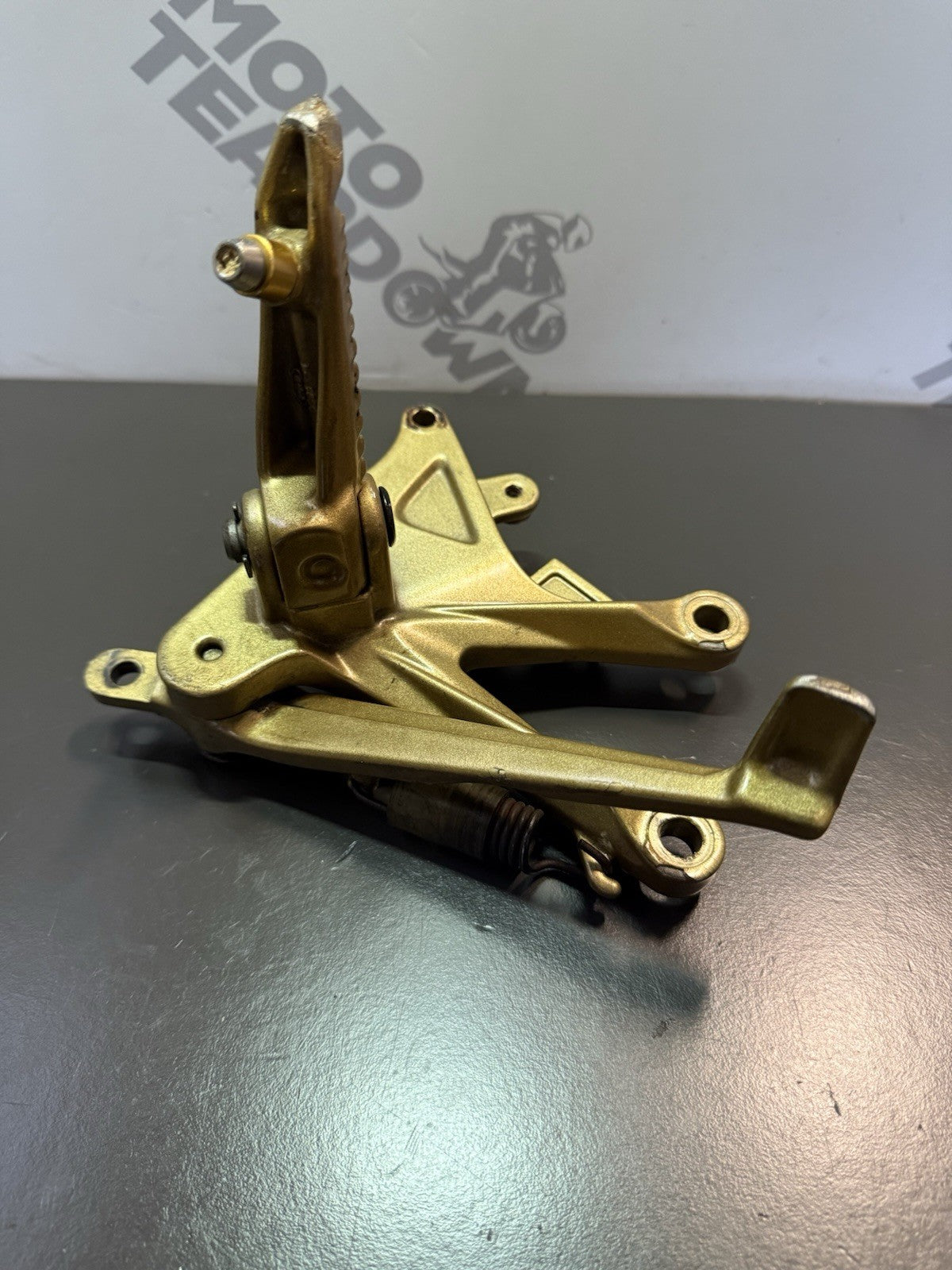 8e741780-2ad4-4f47-8033-07dc24d83b45