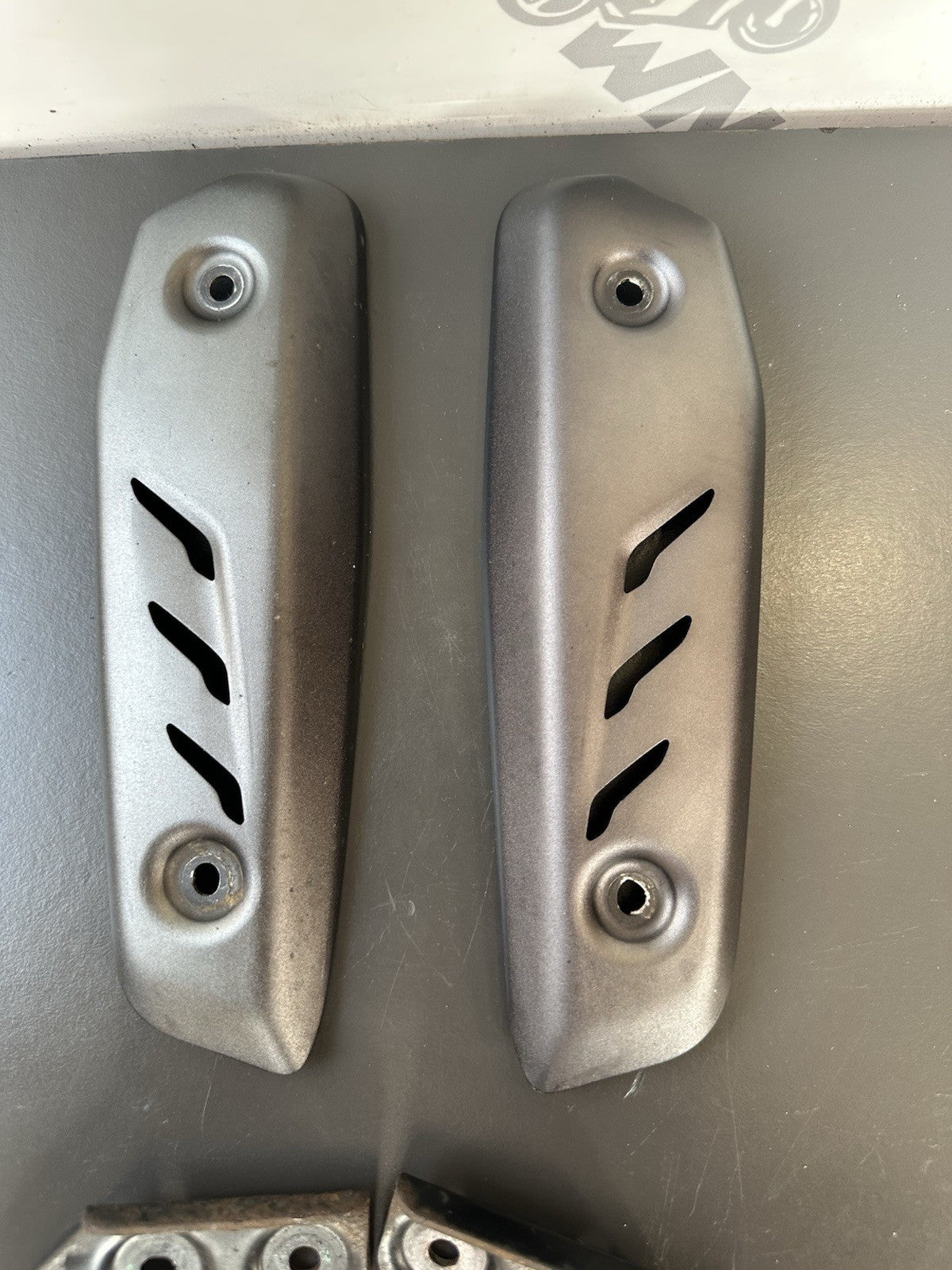 Triumph Street Triple 765RS 765R S Radiator End Plates Brackets 2017-2019 *GREY*