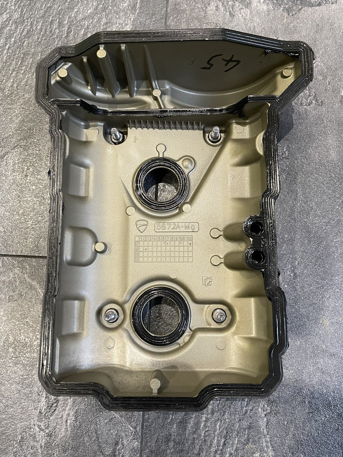 Ducati Panigale V4S V4 2018-2021 Rear Cylinder Head Cover Only 2986 Miles OEM