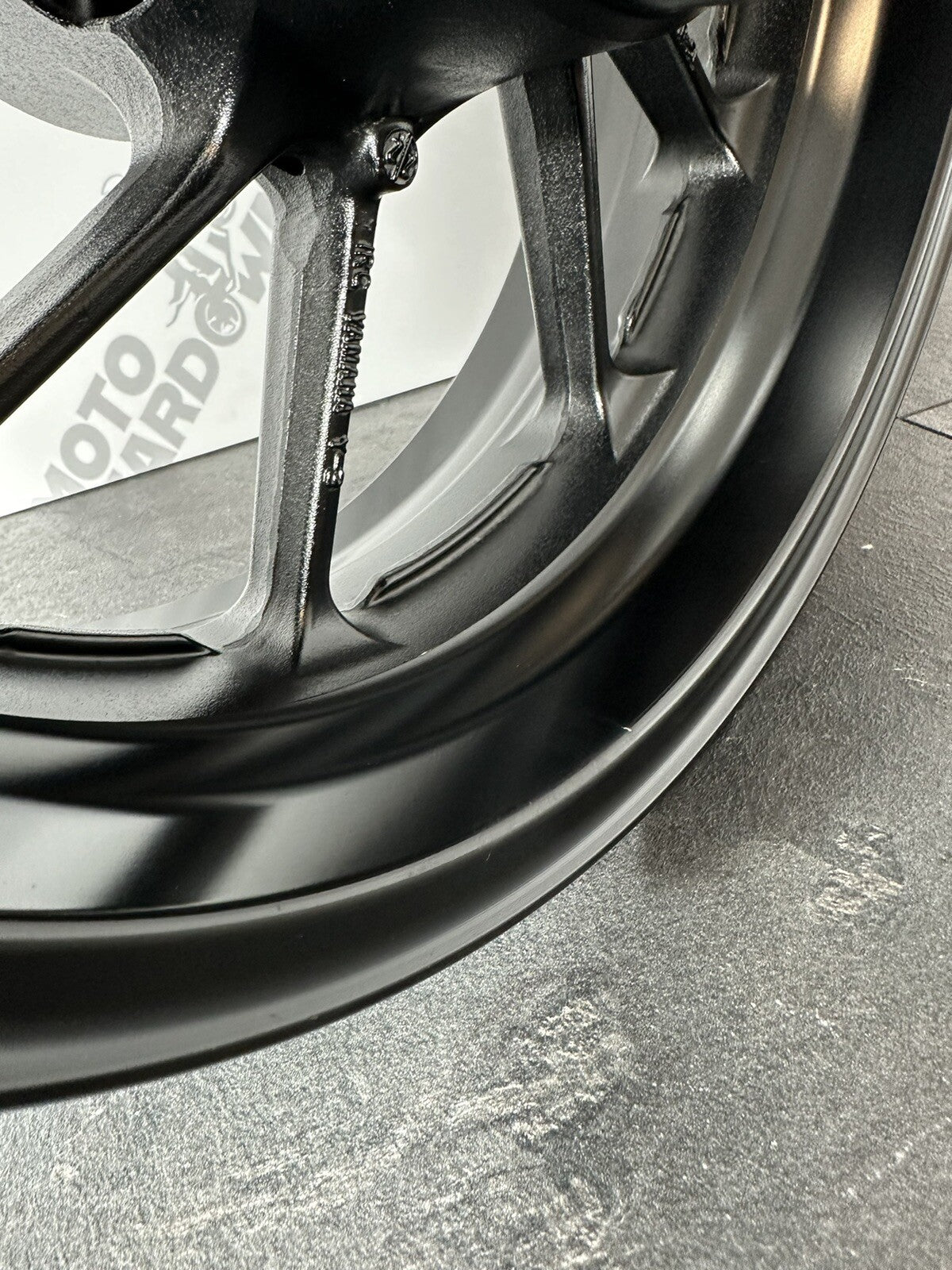 Yamaha R7 690 2024 Rear Wheel Rim Black Only 1784 Miles 2022 2023 OEM MT07