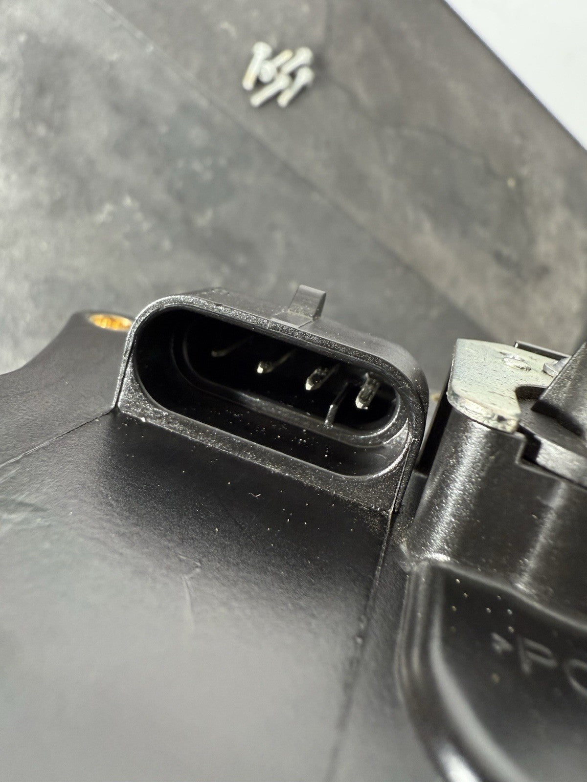 29f56e98-ff5f-473b-a076-373c42127586