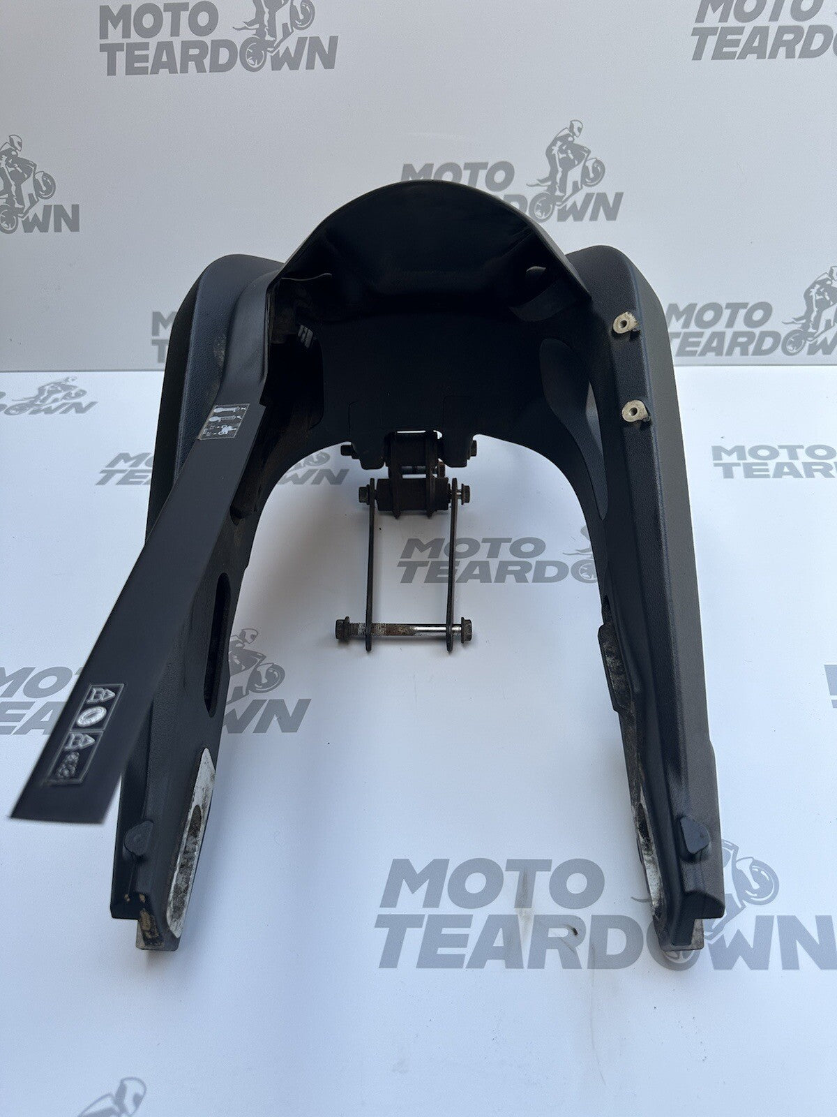 TRIUMPH STREET TRIPLE 765 RS R S REAR SWING ARM T2055605 2017-2019 Swingarm