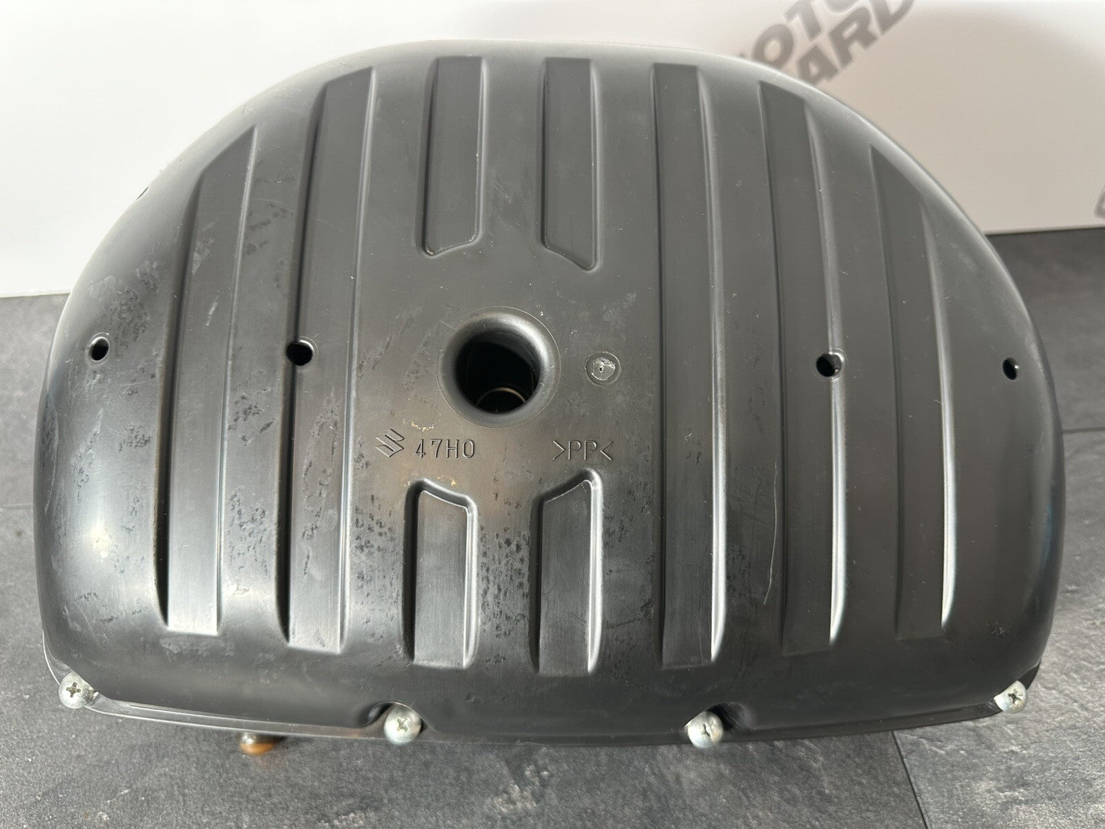 Suzuki GSXR 1000 2014 Air Box Airbox Air Filter Housing 22774 Miles 2009-2016