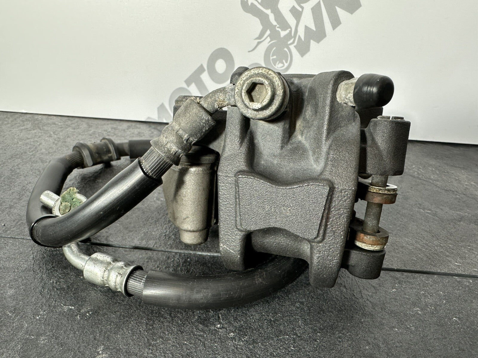 Suzuki GSXR 1000 2014 NISSIN Rear Brake Caliper & Hose 22774 Miles 2009-2016