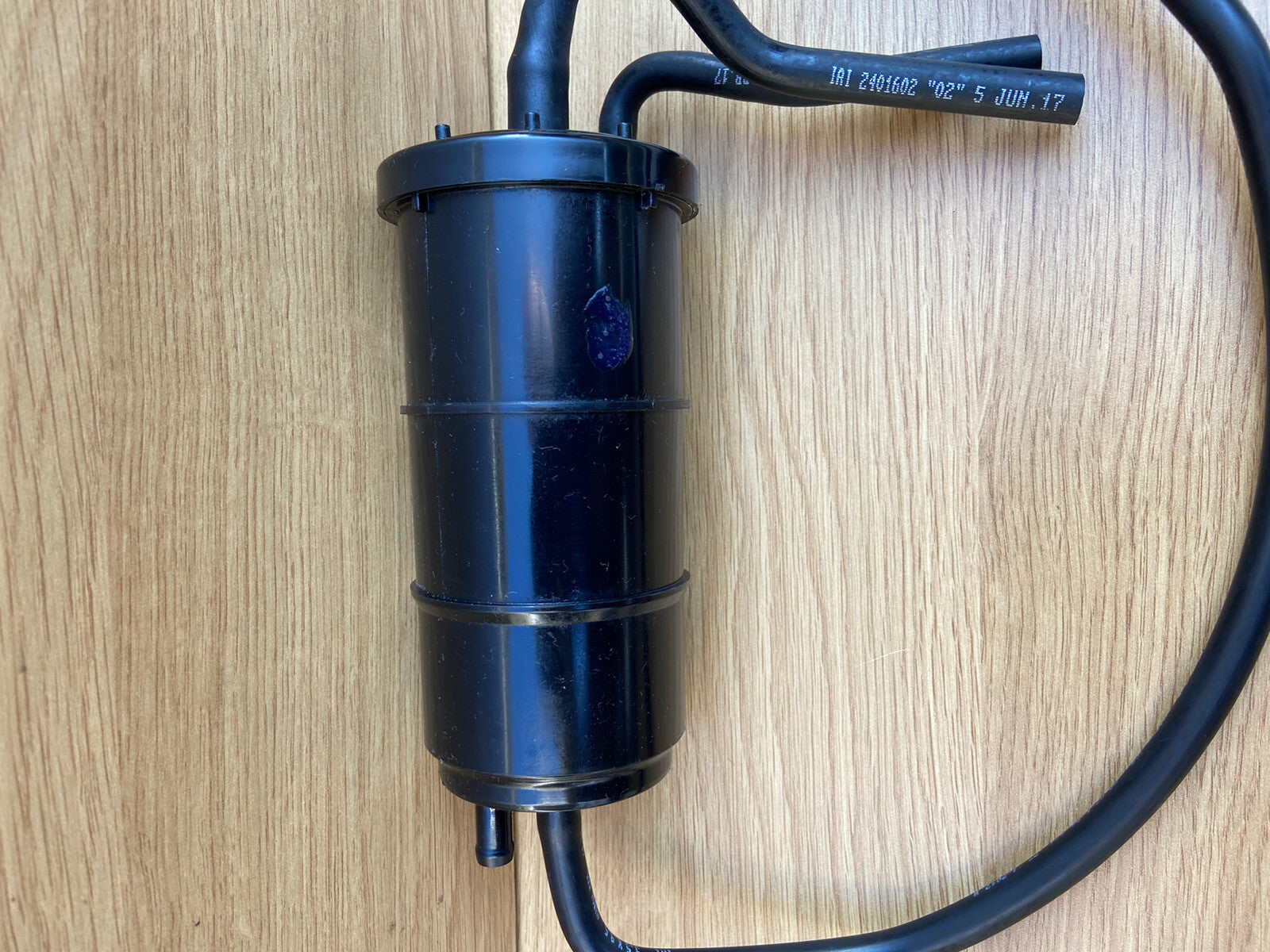 Triumph Street Triple 765 R Evap Vapor Charcoal Emission Canister EVAP PUMP OEM