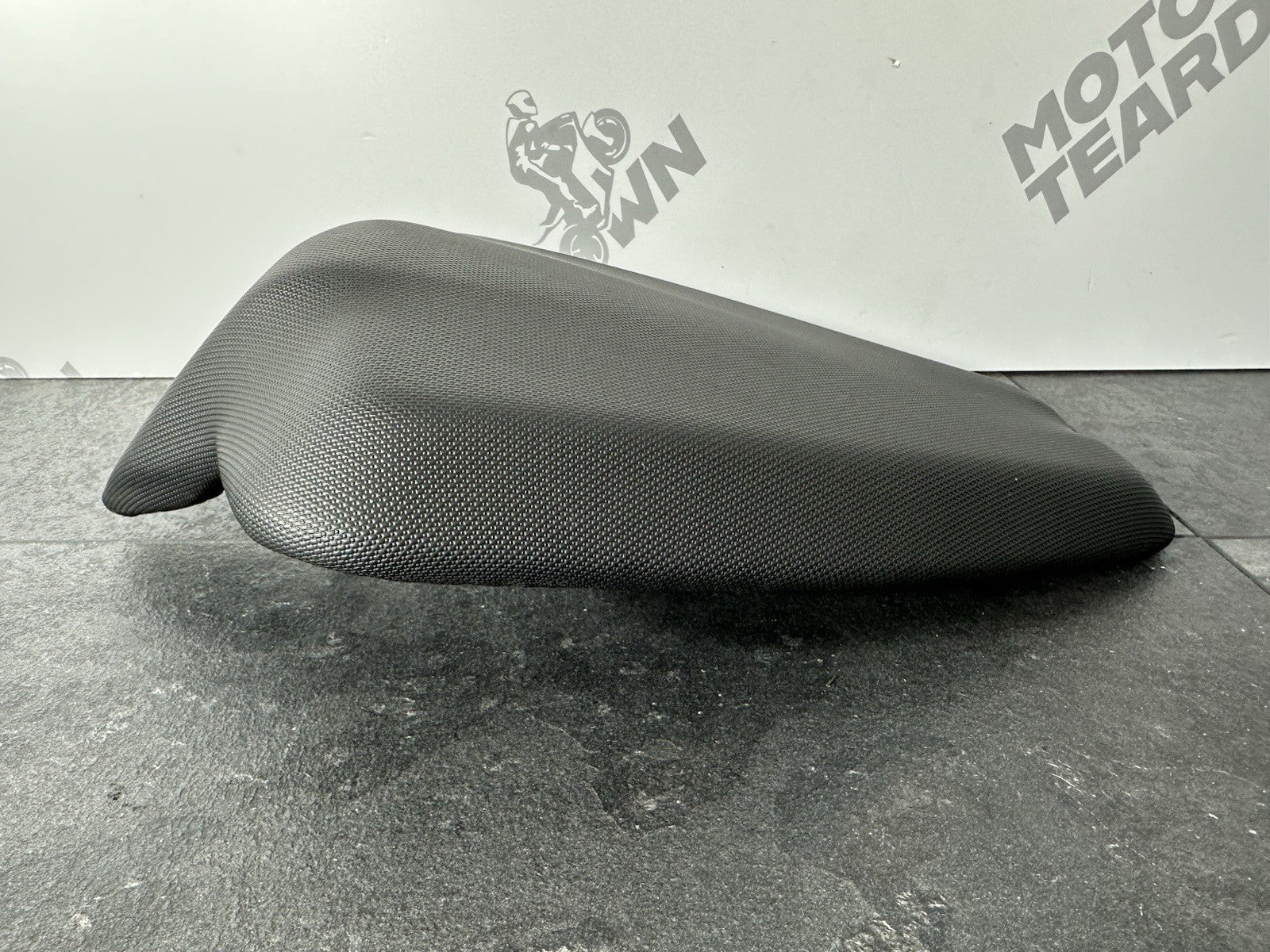 Aprilia RS660 2021 Pillion Seat Rear Seat BLACK Only 6220 Miles 2022-2025 OEM
