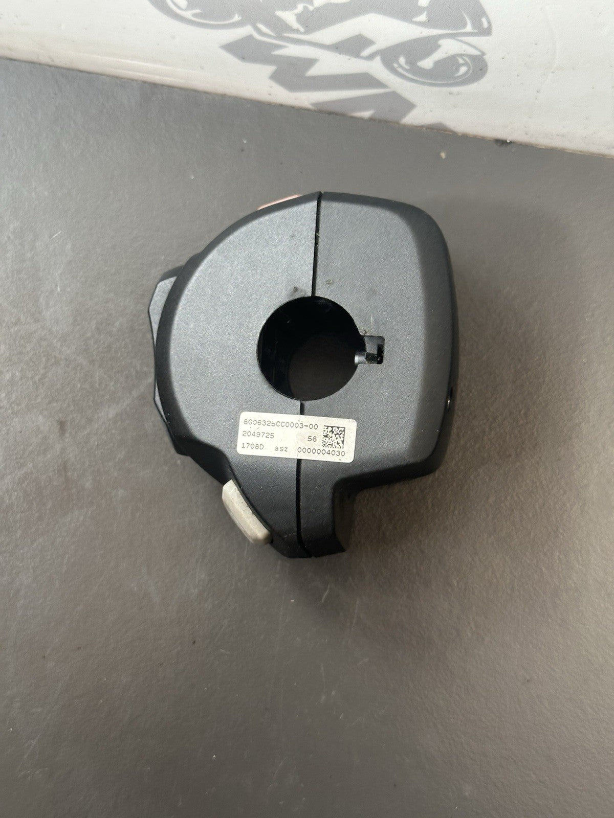 TRIUMPH STREET TRIPLE 765R RS Right Hand Switchgear Kill Switch OEM 2017-2019