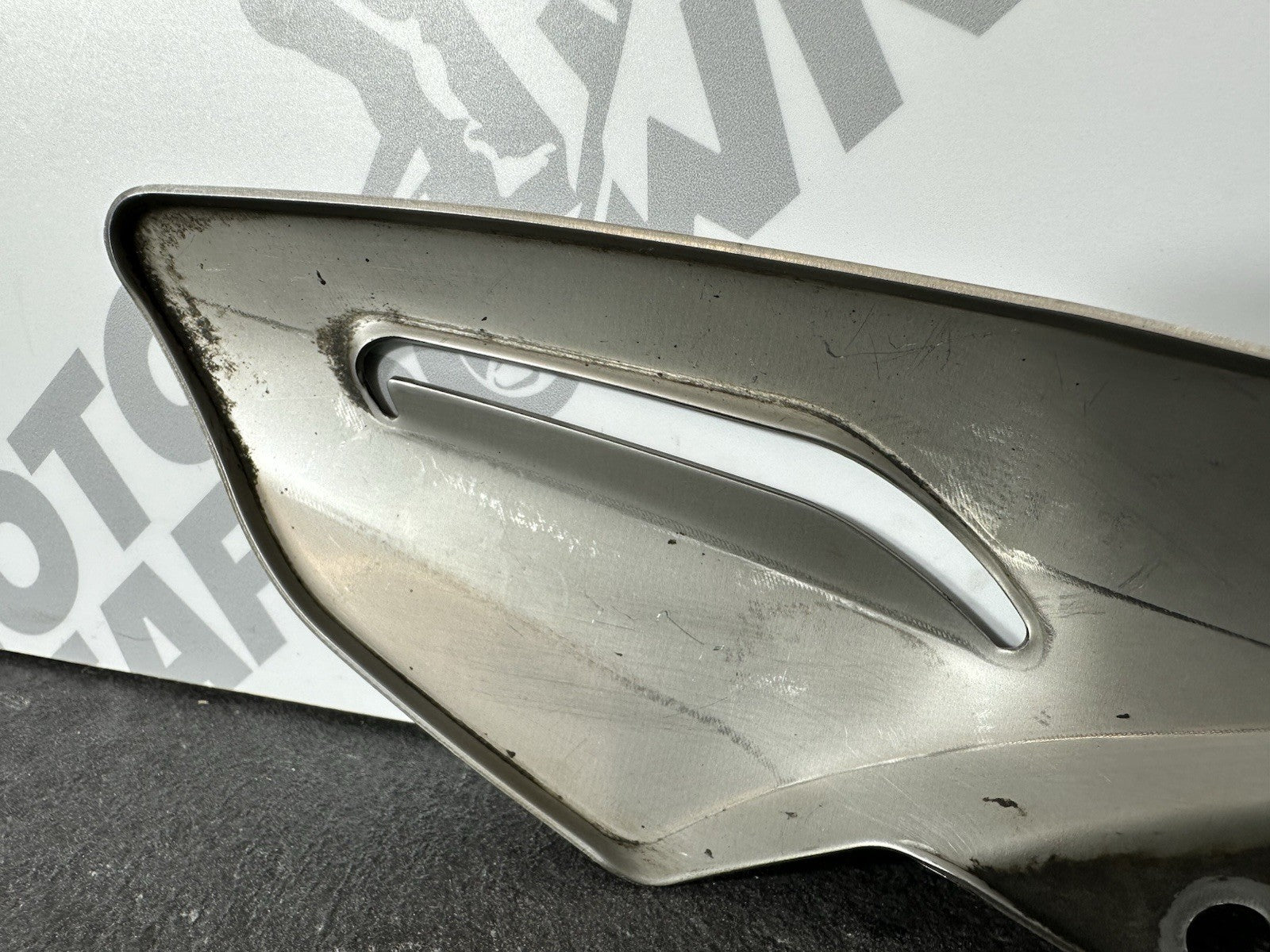 Triumph Street Triple 675 R 2015 Left Heel Plate 2013-2016 16470 Miles OEM
