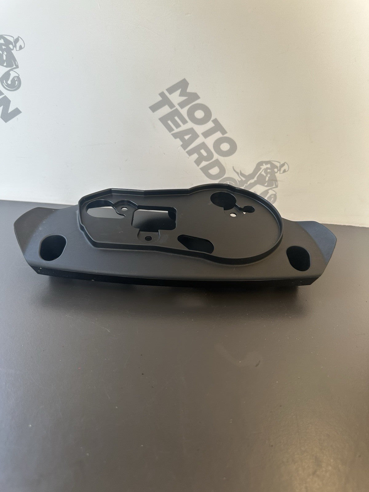 Triumph Street Triple 675 Clock Speedo DASHBOARD MOUNT T2307582 2007-11 OEM 675R