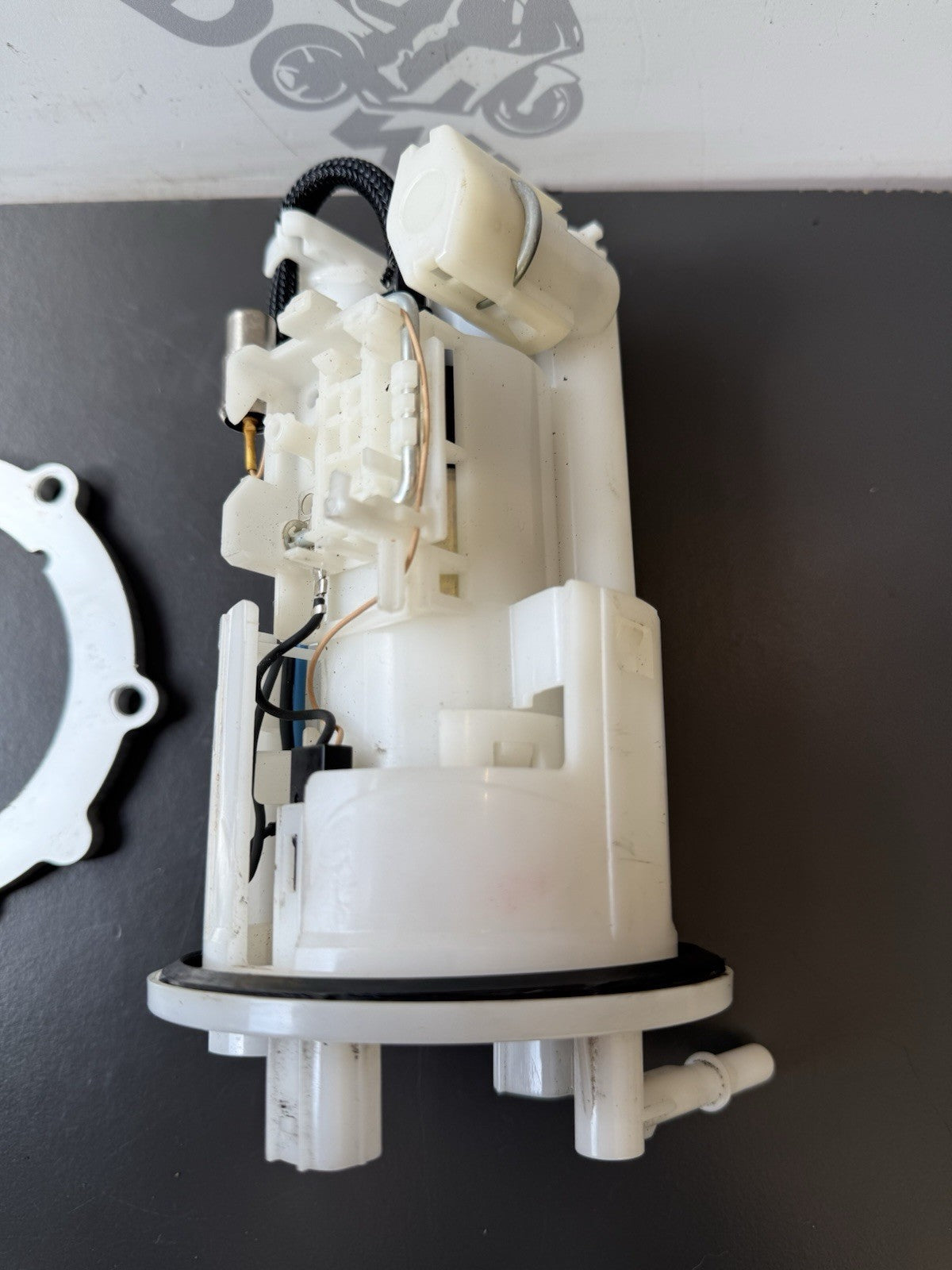 TRIUMPH STREET TRIPLE 675R Fuel Pump Petrol Pump T2401977 17,009 Miles 2008-2011