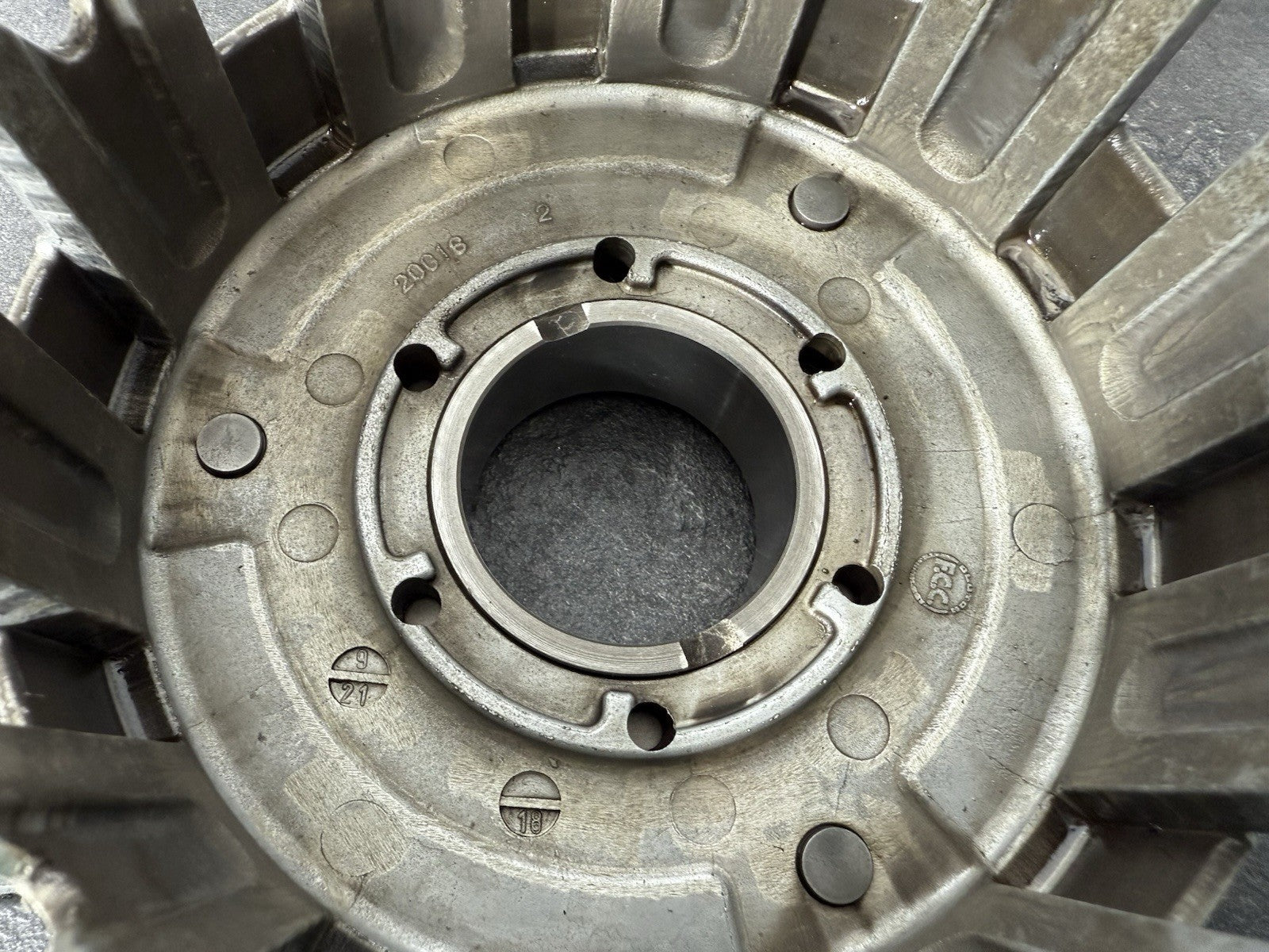 Triumph Street Triple 765 R 2017 Clutch Basket Outer 18498 Miles 2018-2021 RS