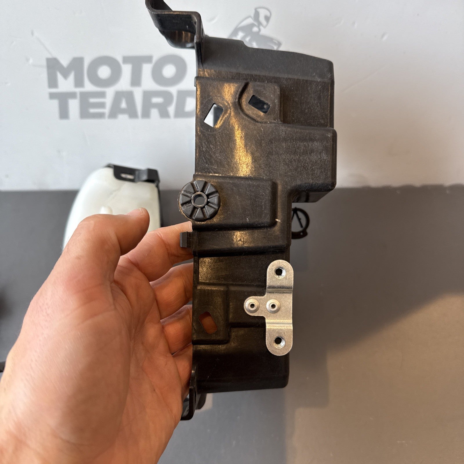 a48a27d1-3143-4991-bf3b-7d134b9a123e