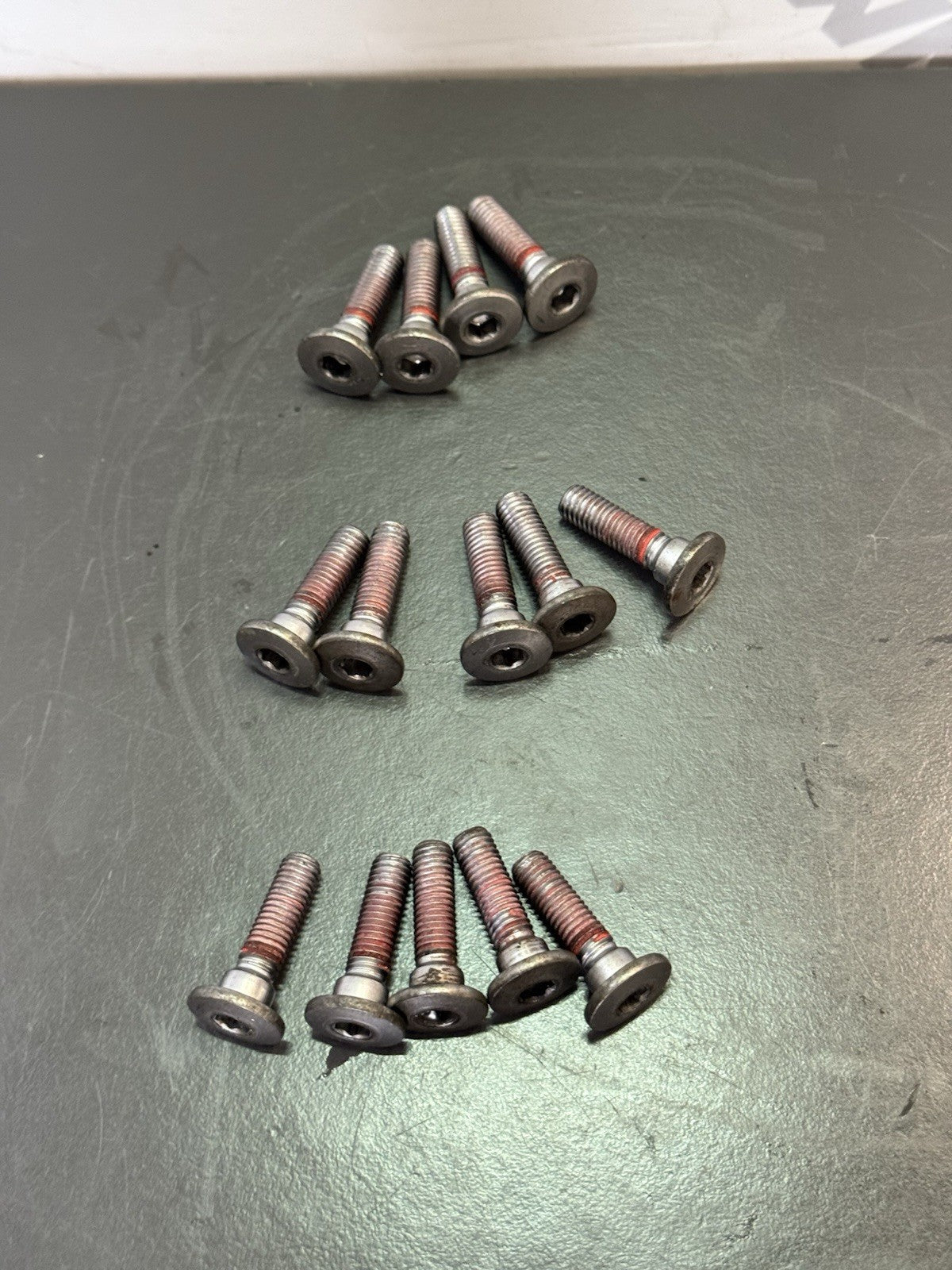 fe313178-d31e-4ecc-aa03-2715910276f0