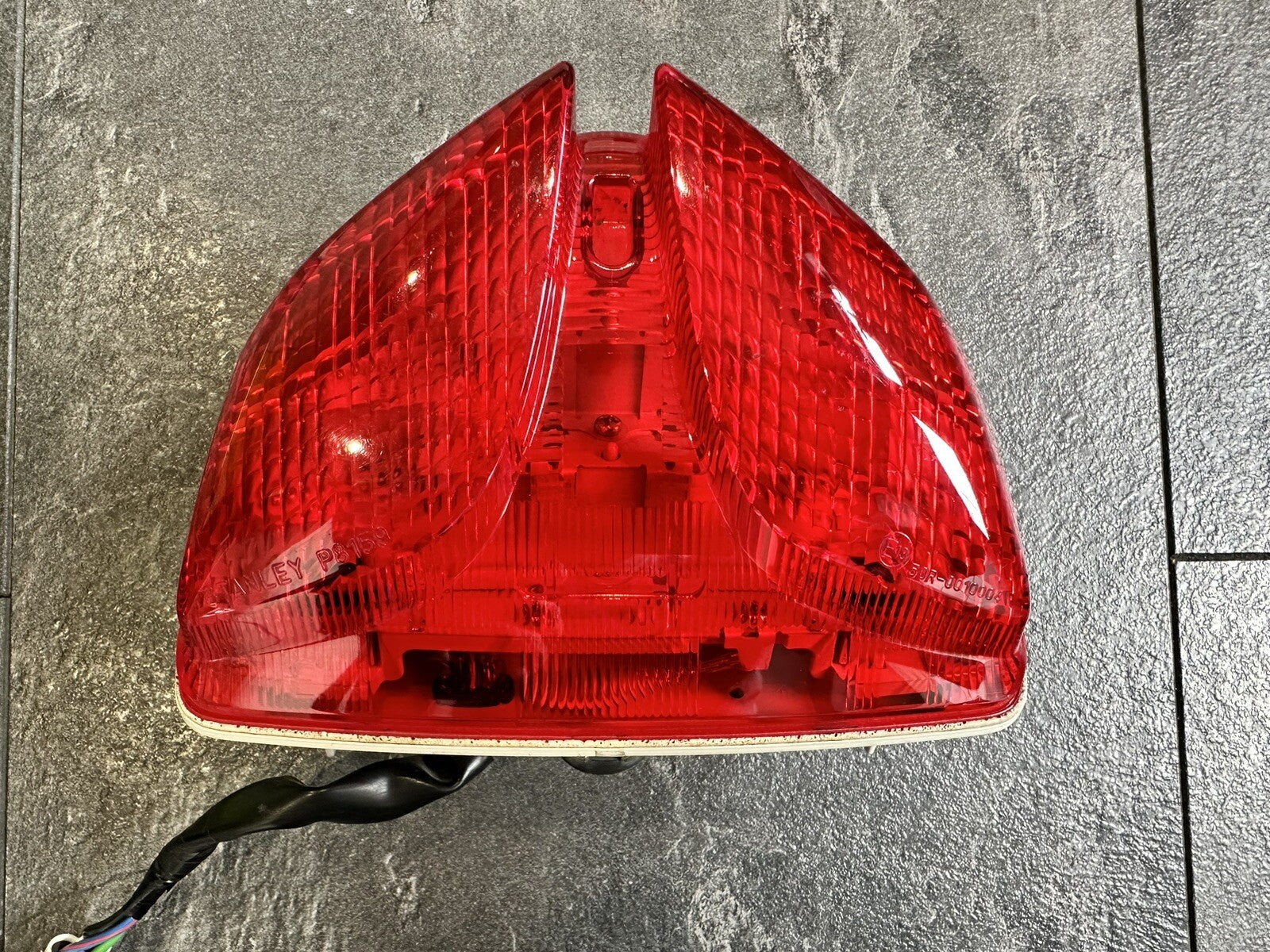 Suzuki GSXR 1000 2009 Rear Light Brake Light & Bracket 2009-2016 9715 Miles OEM