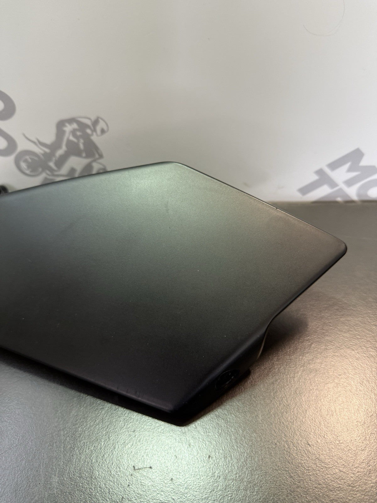 e3b1d3d8-aec8-4b8e-b3f0-c6dcf065a3d2