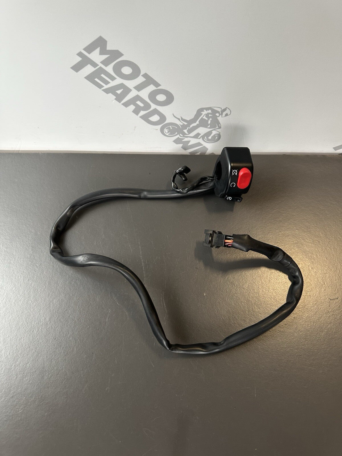TRIUMPH STREET TRIPLE 675R 675 R/H Right Switchgear T2049255 Right Switch 2011