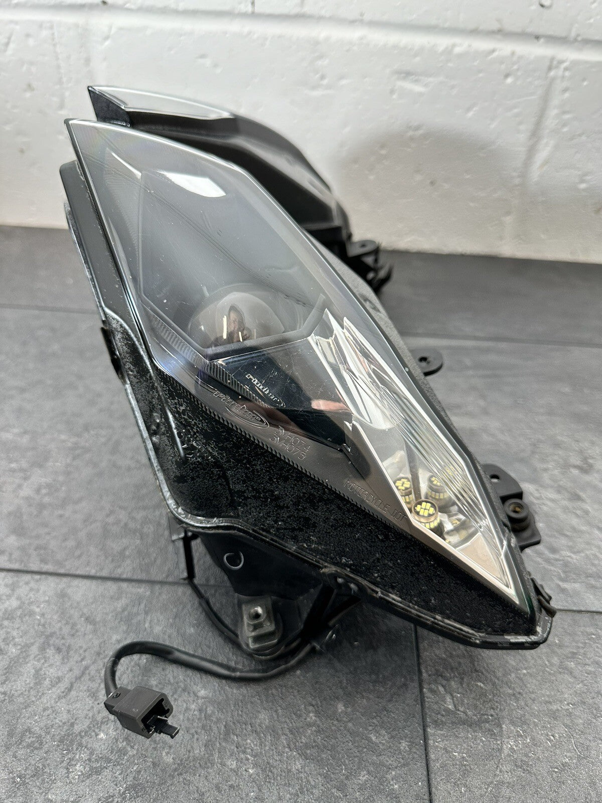 Kawasaki ZX6R 636 ABS 2016 Headlight Cluster Lights 8655 Miles 2013-2015 OEM