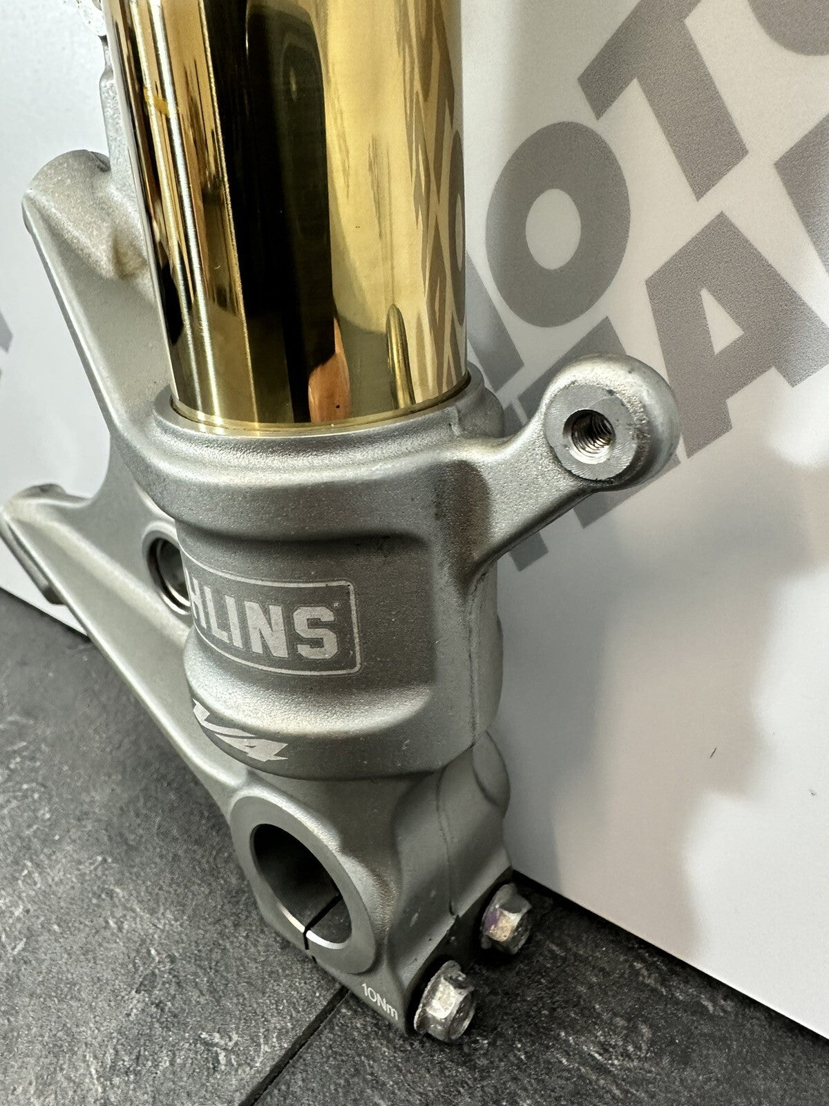 Aprilia Tuono V4 1100 Factory 2020 Right OHLINS NIX EC Fork 6889 Miles OEM 2019