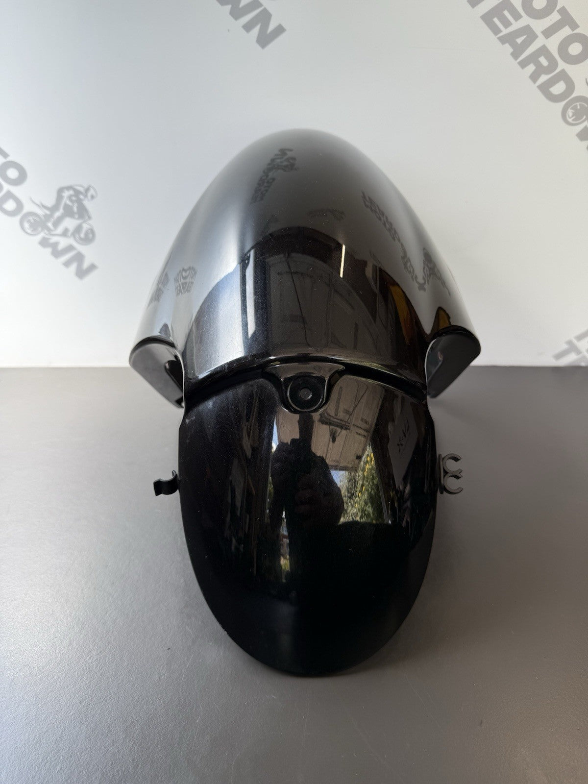 TRIUMPH STREET TRIPLE 675R FRONT MUDGUARD FENDER GLOSS BLACK *SEE DESCRIPTION*