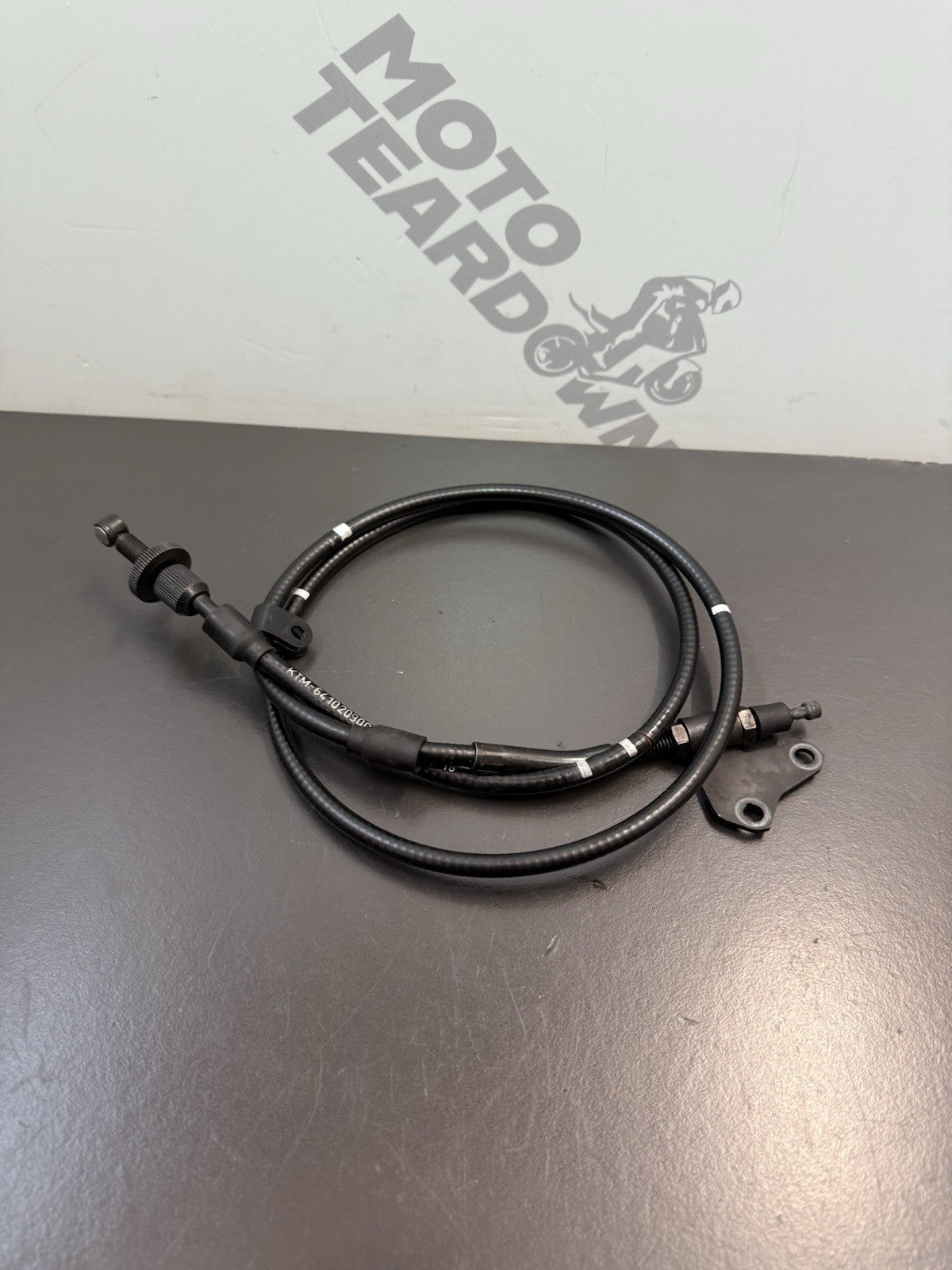 6efd8cab-0438-4f65-9941-fcb3871a14da