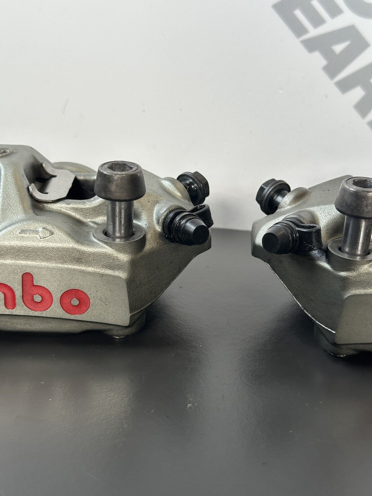 Triumph Speed Triple RS 1050 2018-2020 Brembo front brake calipers pair BREMBO