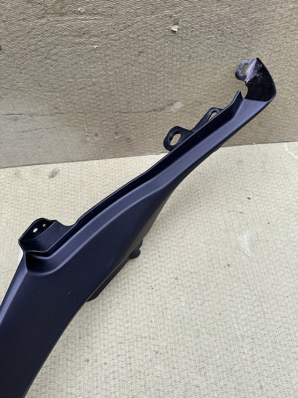 Yamaha Yzf R7 Yzf690 2022-2023 Left Side Fuel Tank Infill Fairing R7 Left Infill